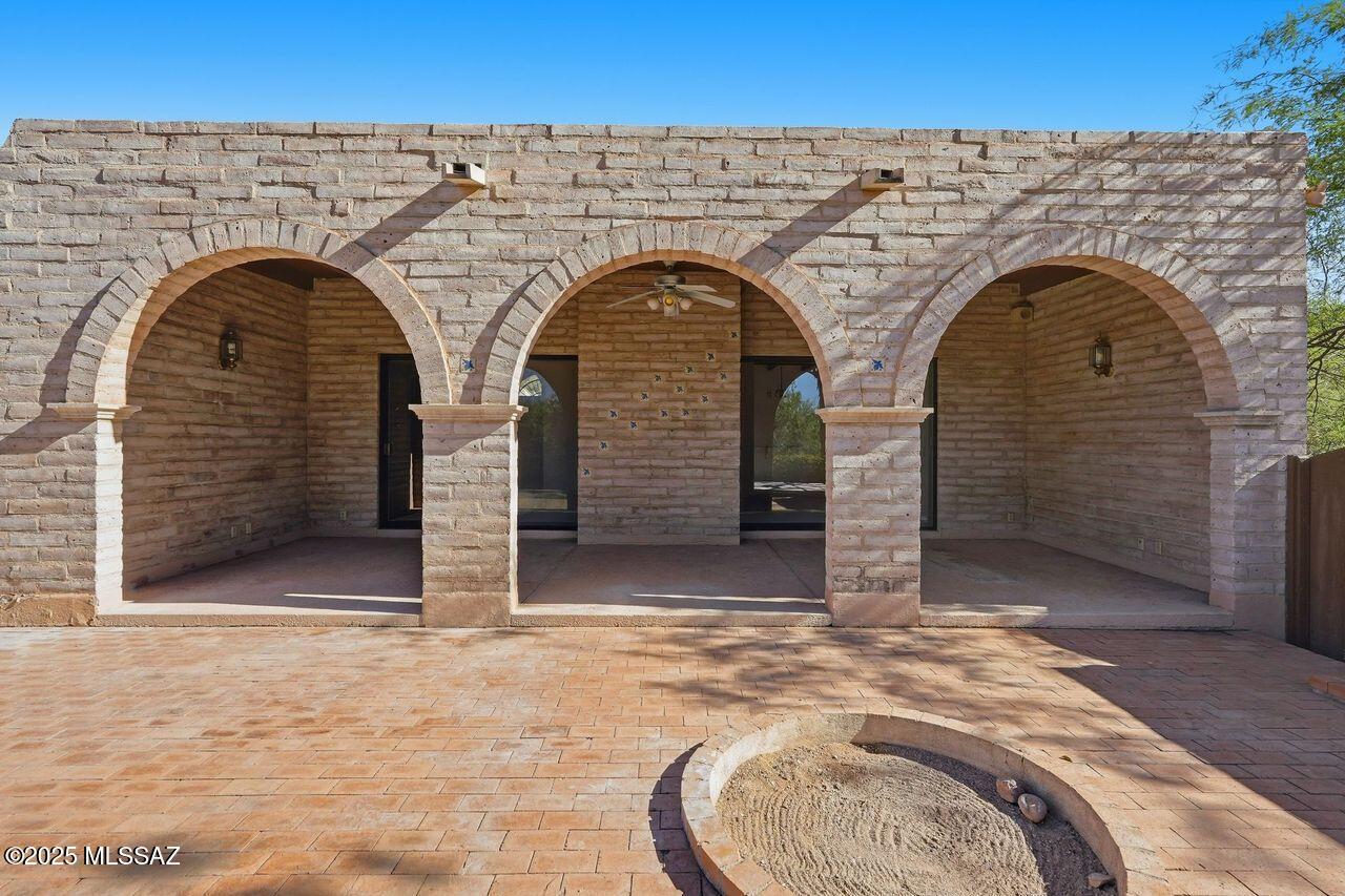 4730 E Apple Valley Drive