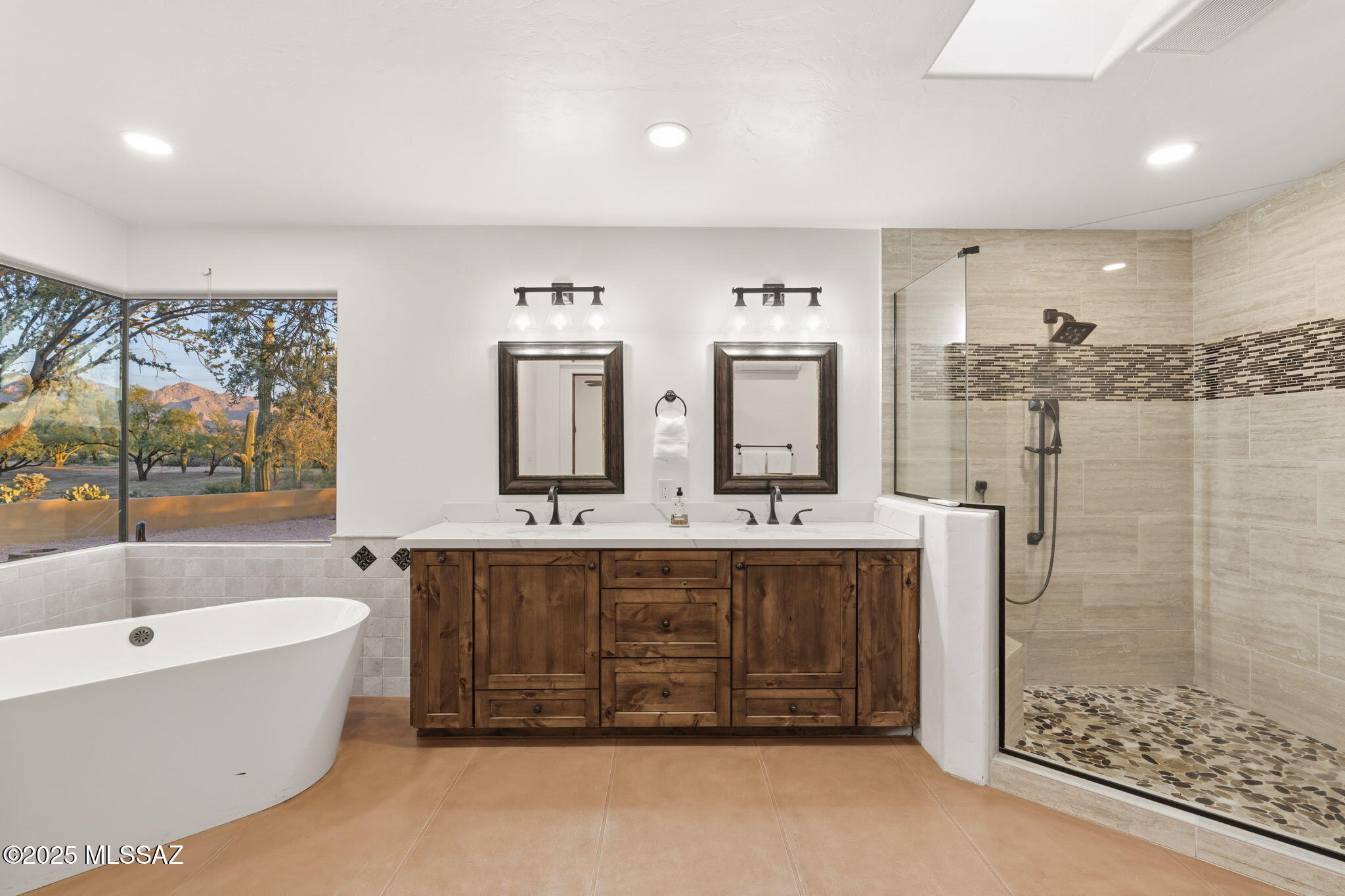 11735 N Vista Del Sol