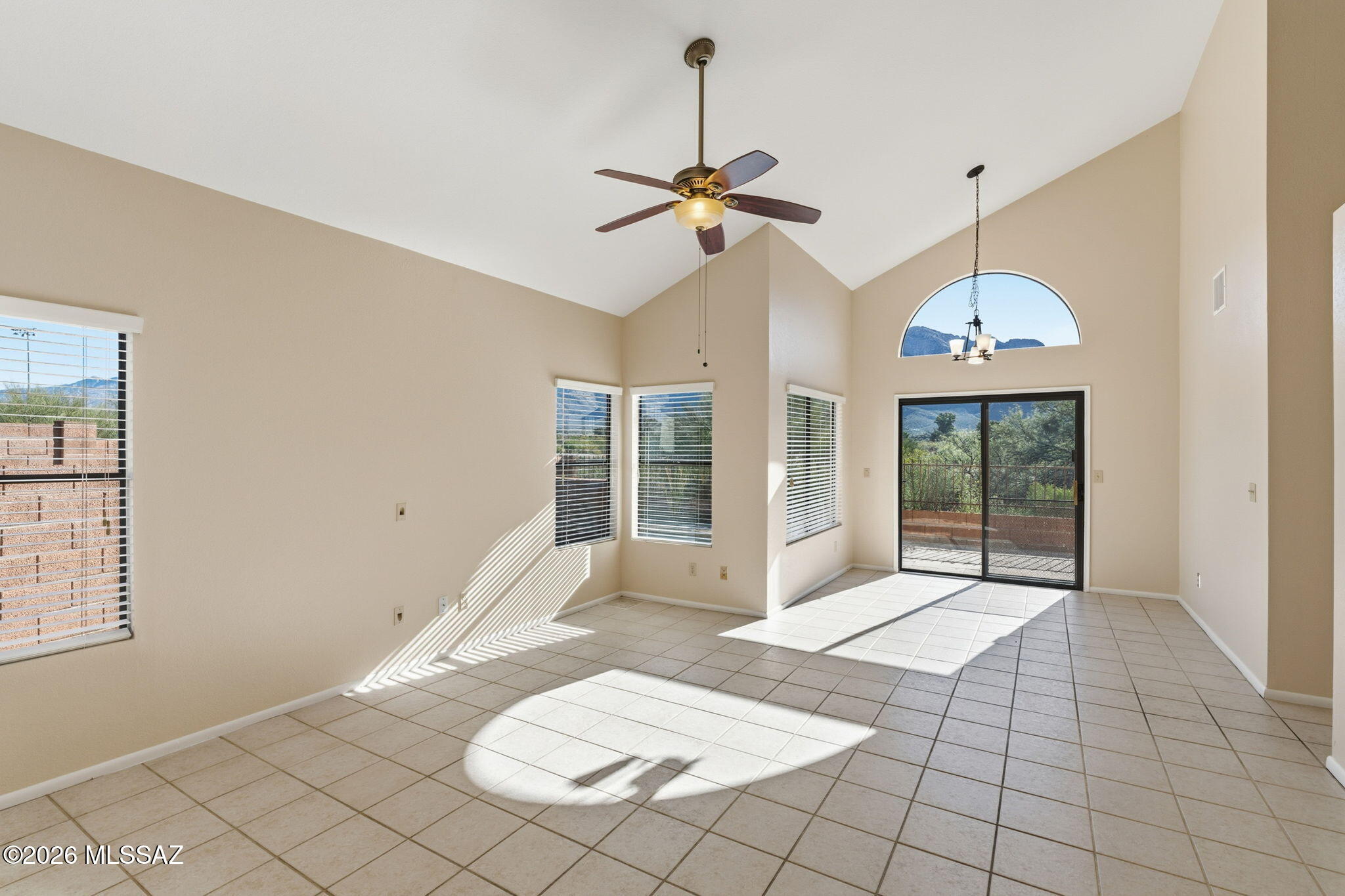 551 W Summer Rain Drive