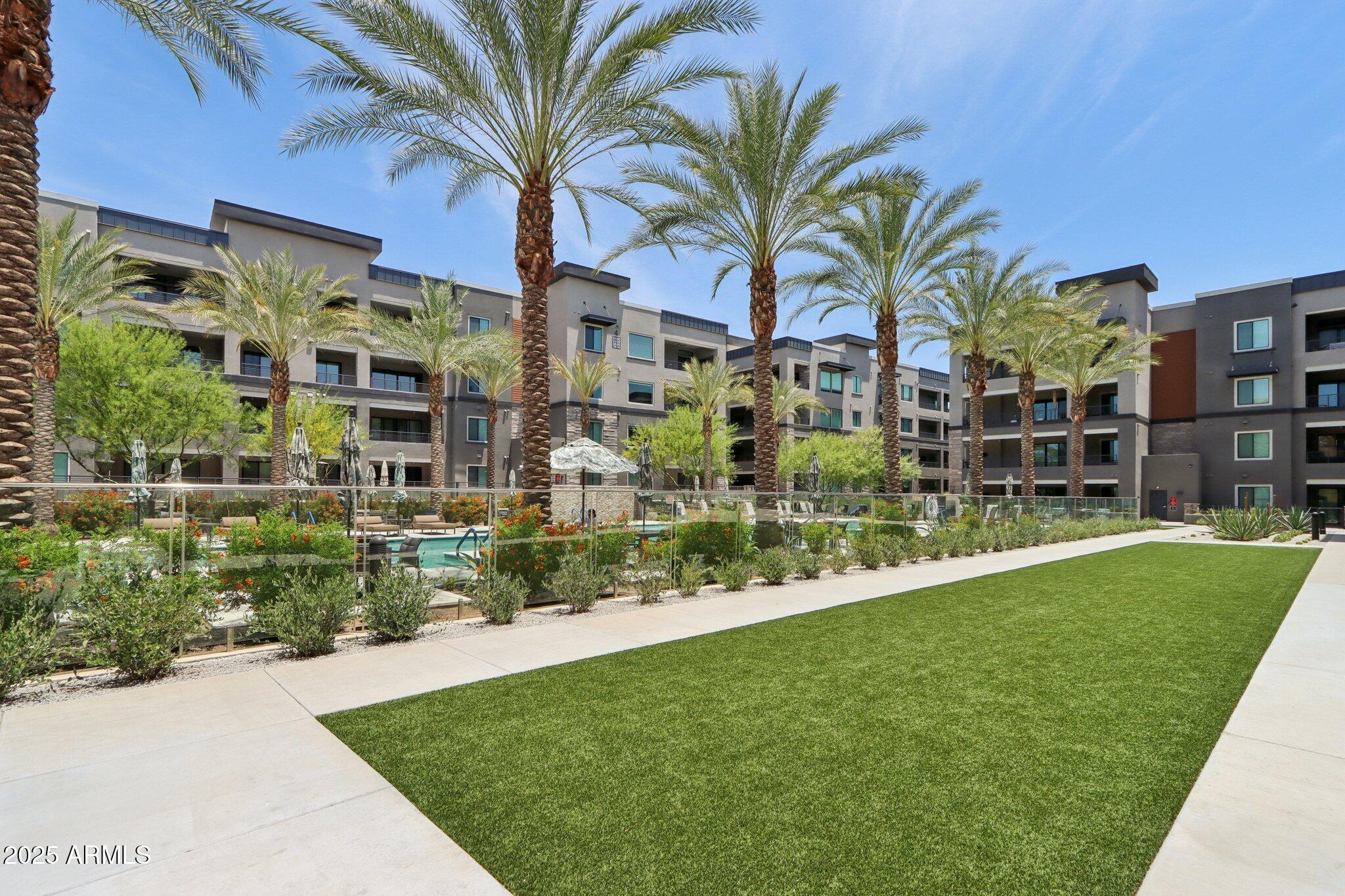 5250 E DEER VALLEY Drive 247