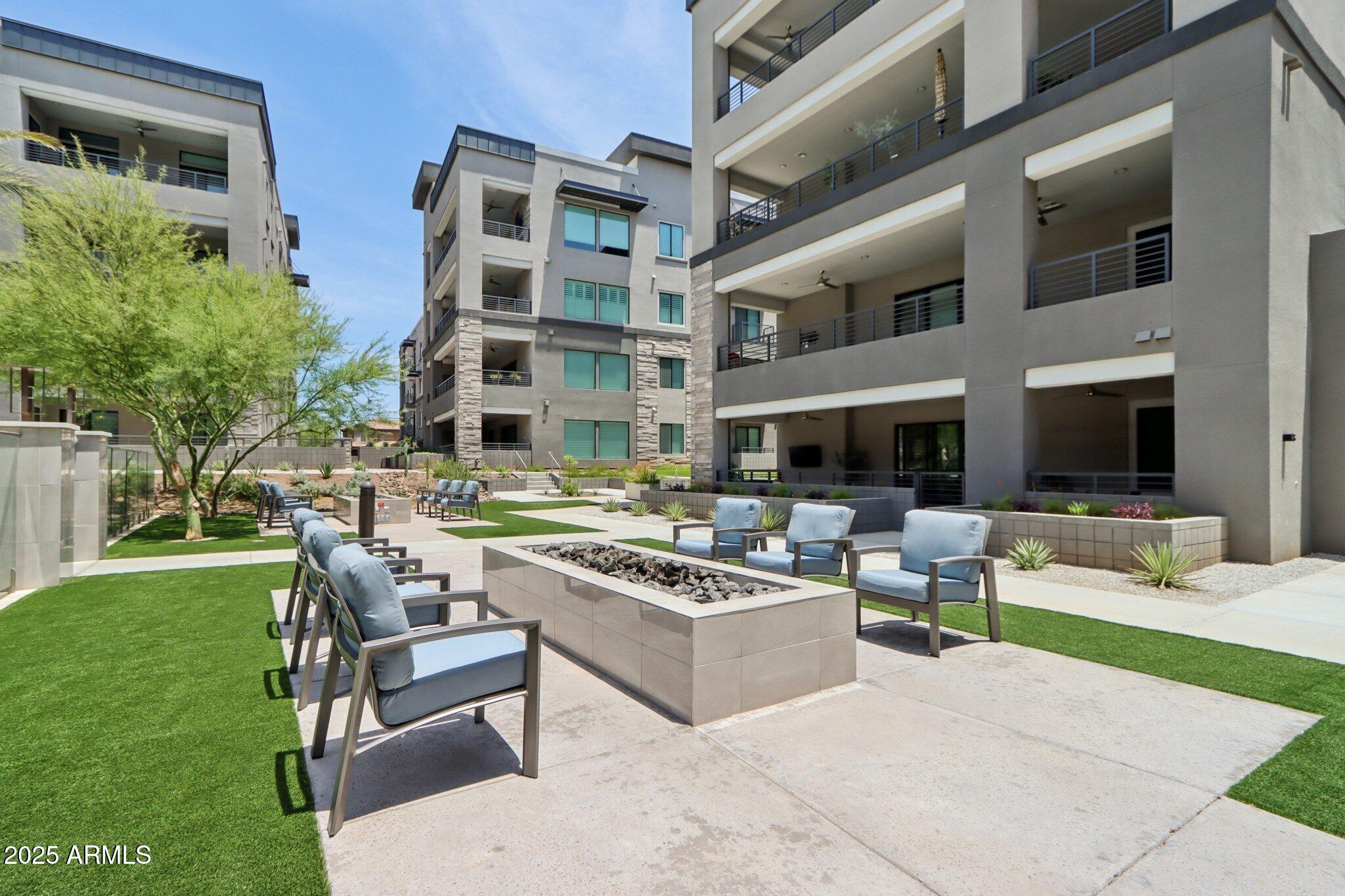 5250 E DEER VALLEY Drive 247