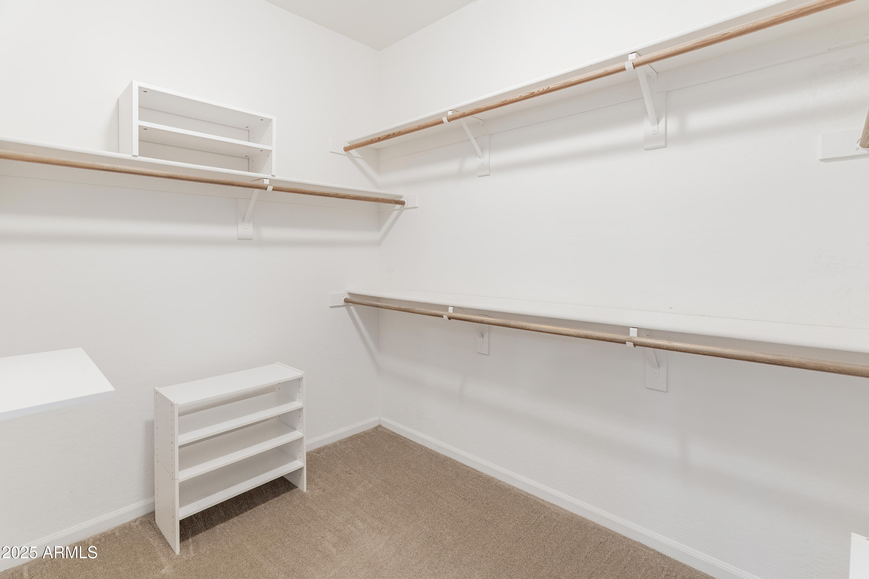 5117 E JUSTICA Street