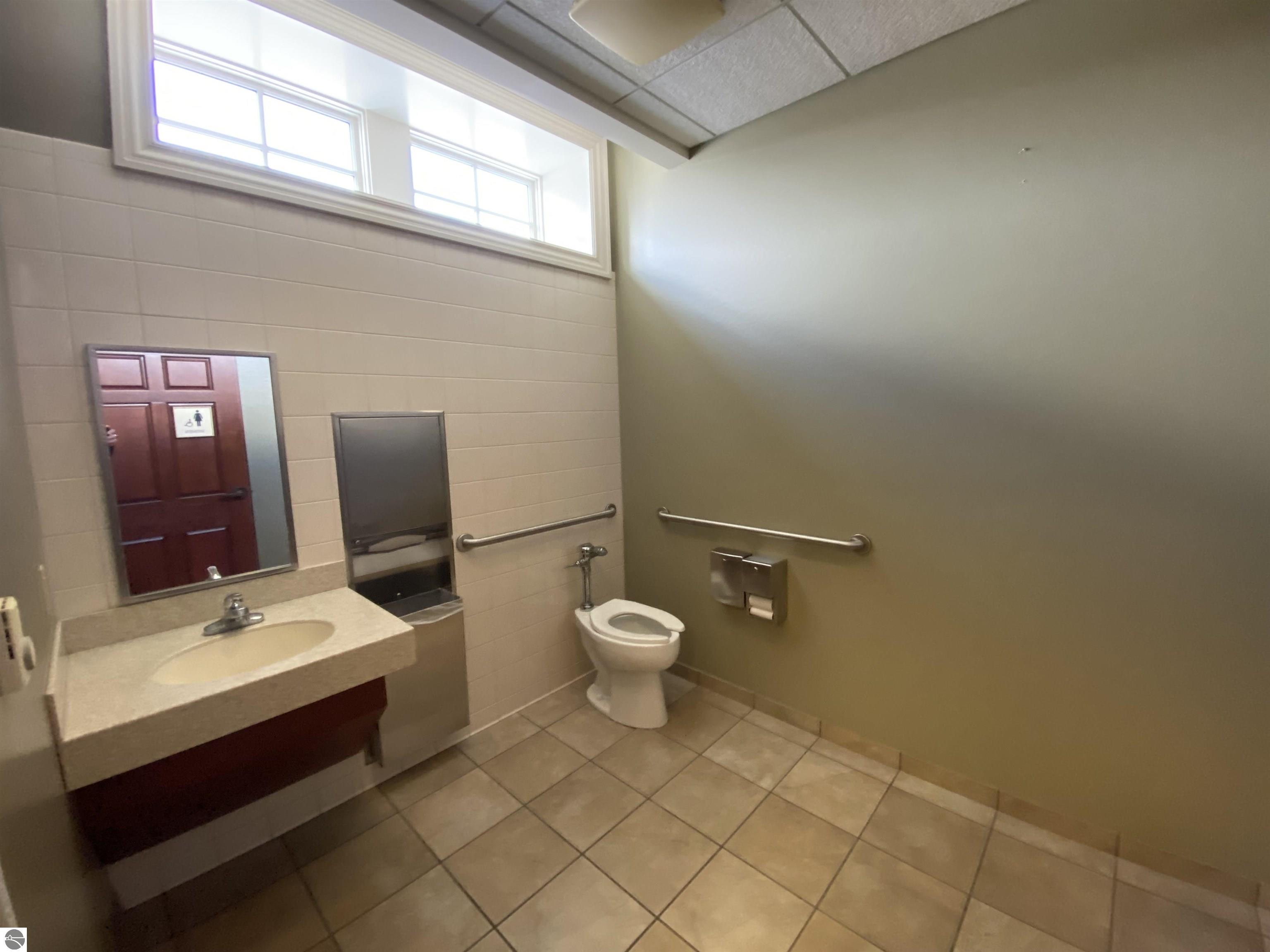 130 S Union Street, Traverse City Unit: 1st Floor