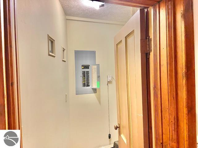 7450 Hall Creek Road