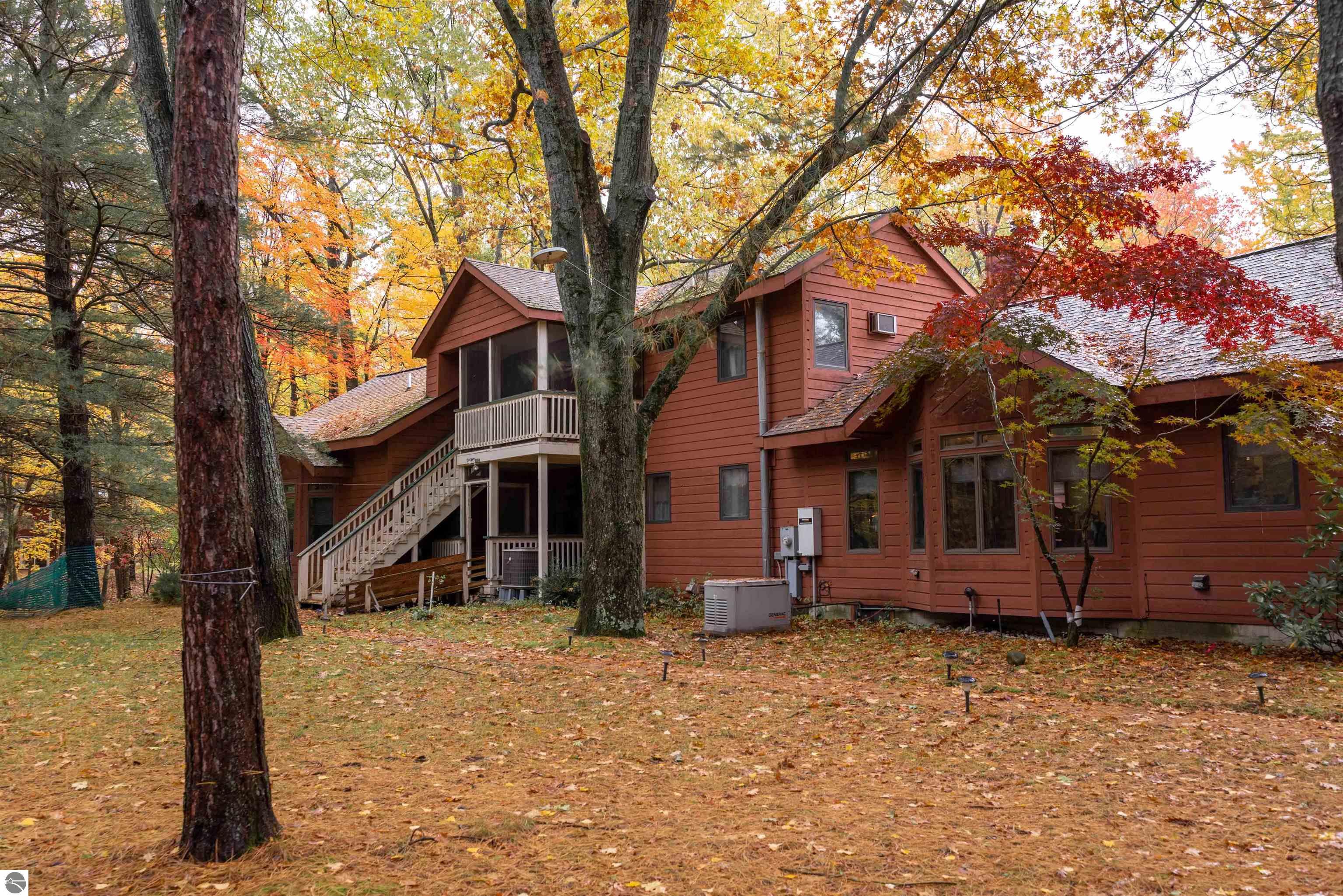 7450 Hall Creek Road