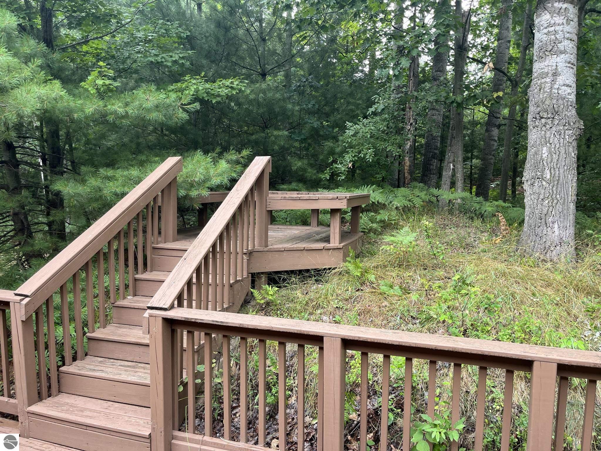 4370 Eagle Crest Drive