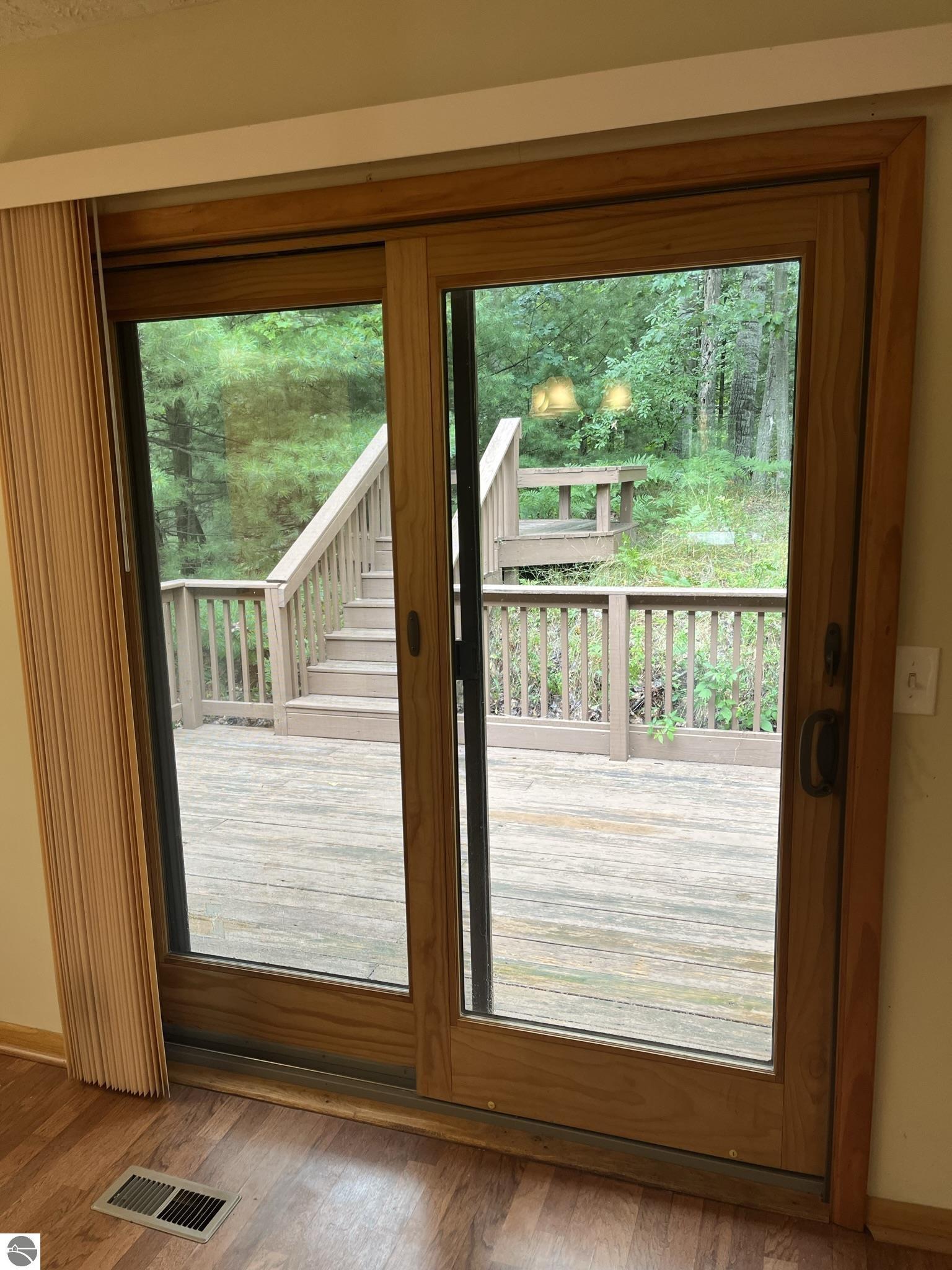 4370 Eagle Crest Drive