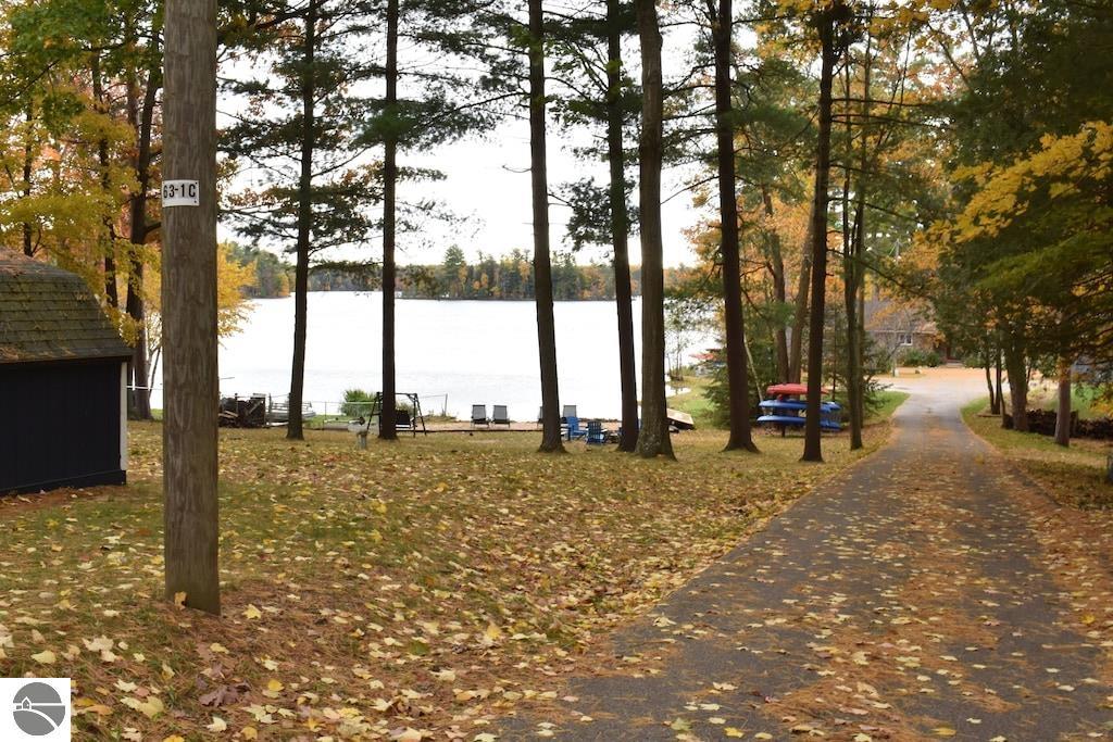 4256 North Spider Lake Road