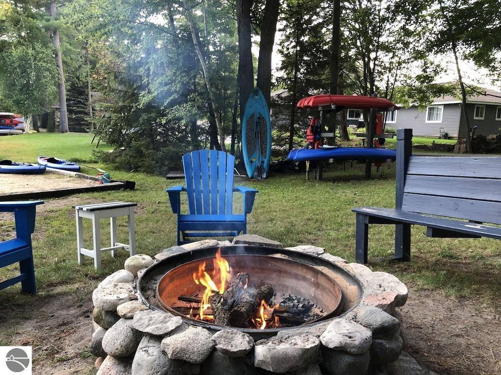 4256 North Spider Lake Road