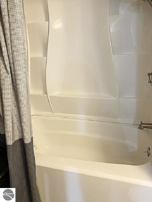 4256 North Spider Lake Road