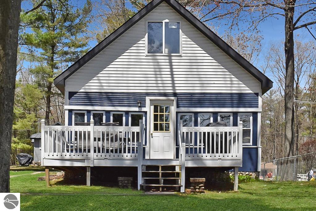 4256 North Spider Lake Road