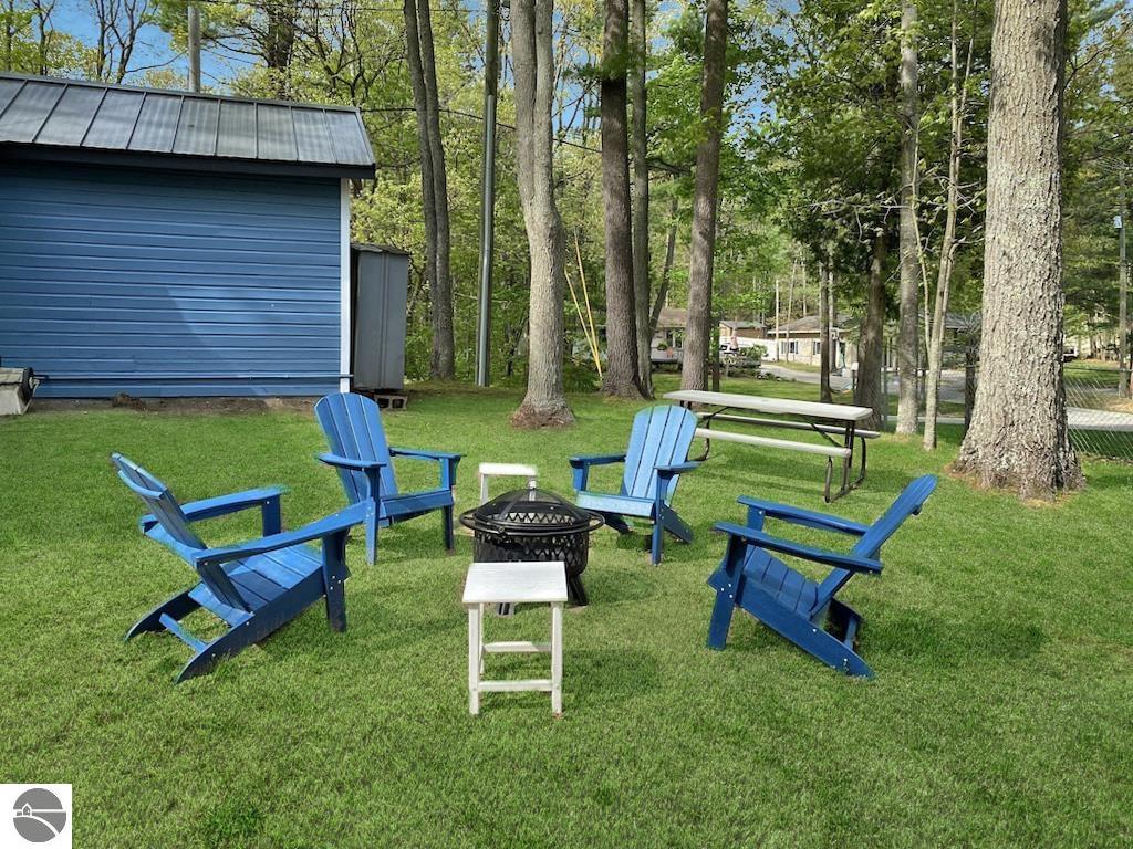 4256 North Spider Lake Road