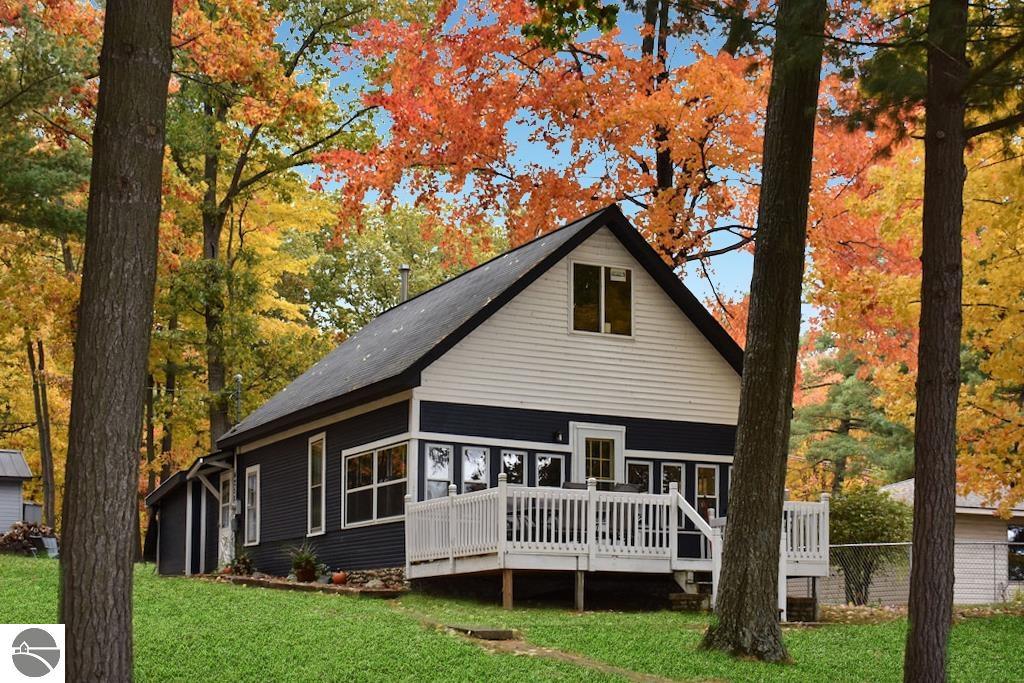 4256 North Spider Lake Road