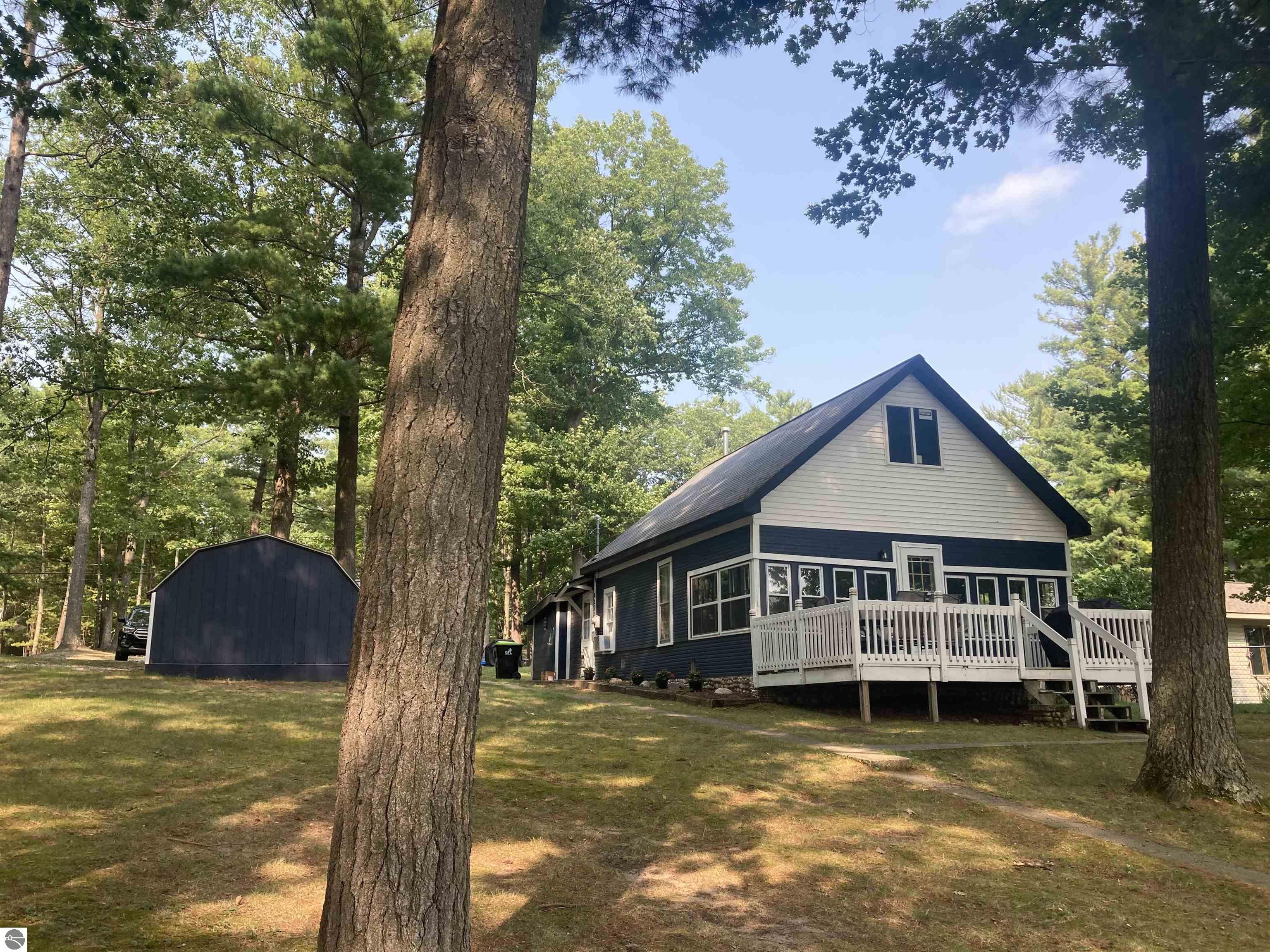 4256 North Spider Lake Road