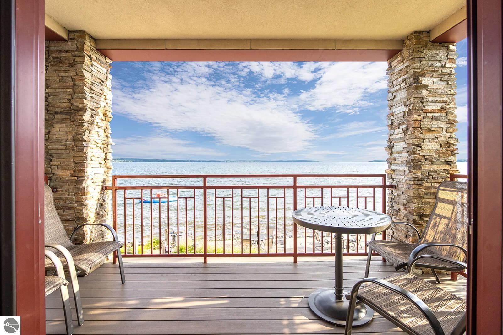 2035 N US-31 N # 205