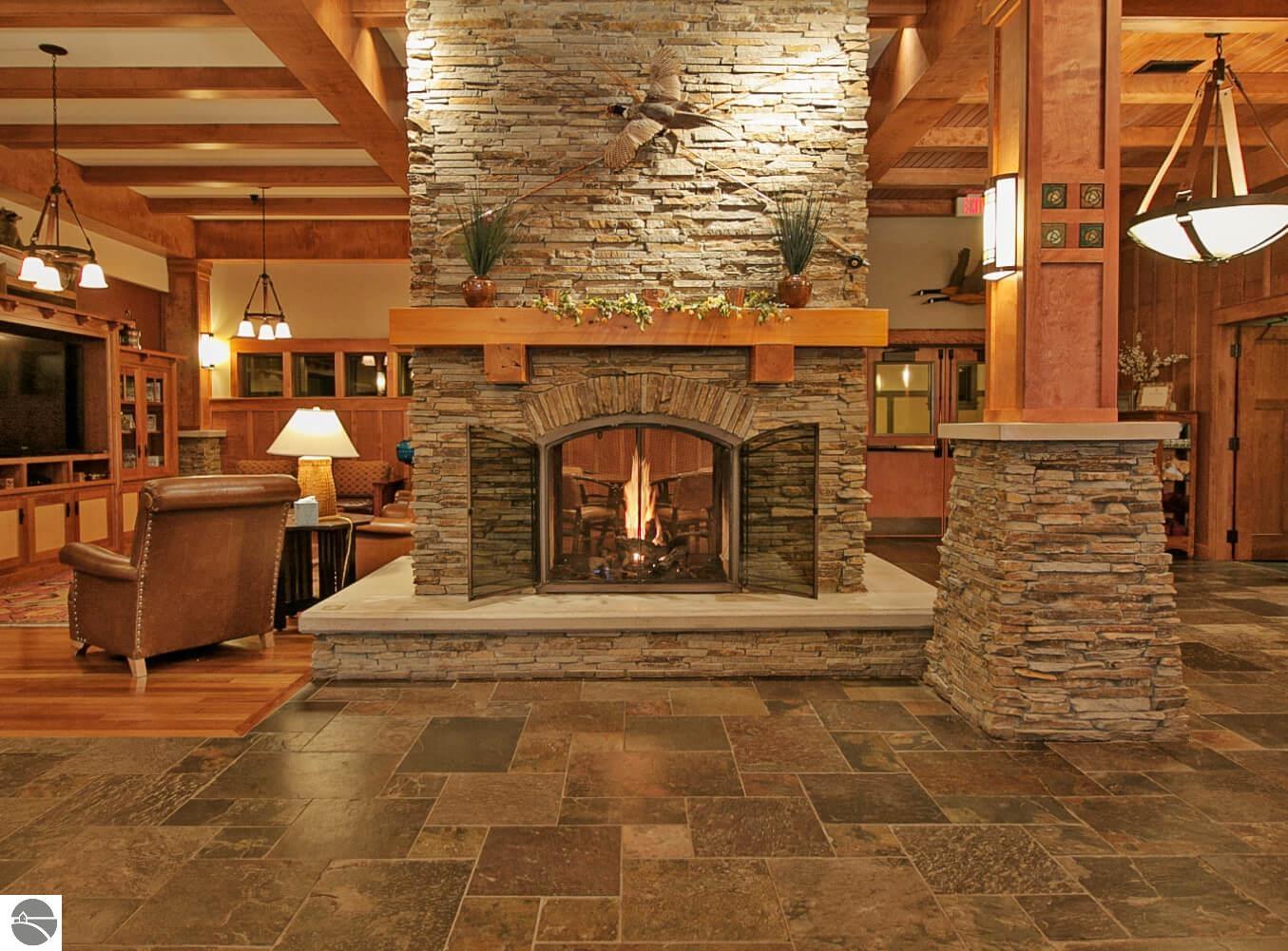 2035 N US-31 N # 205