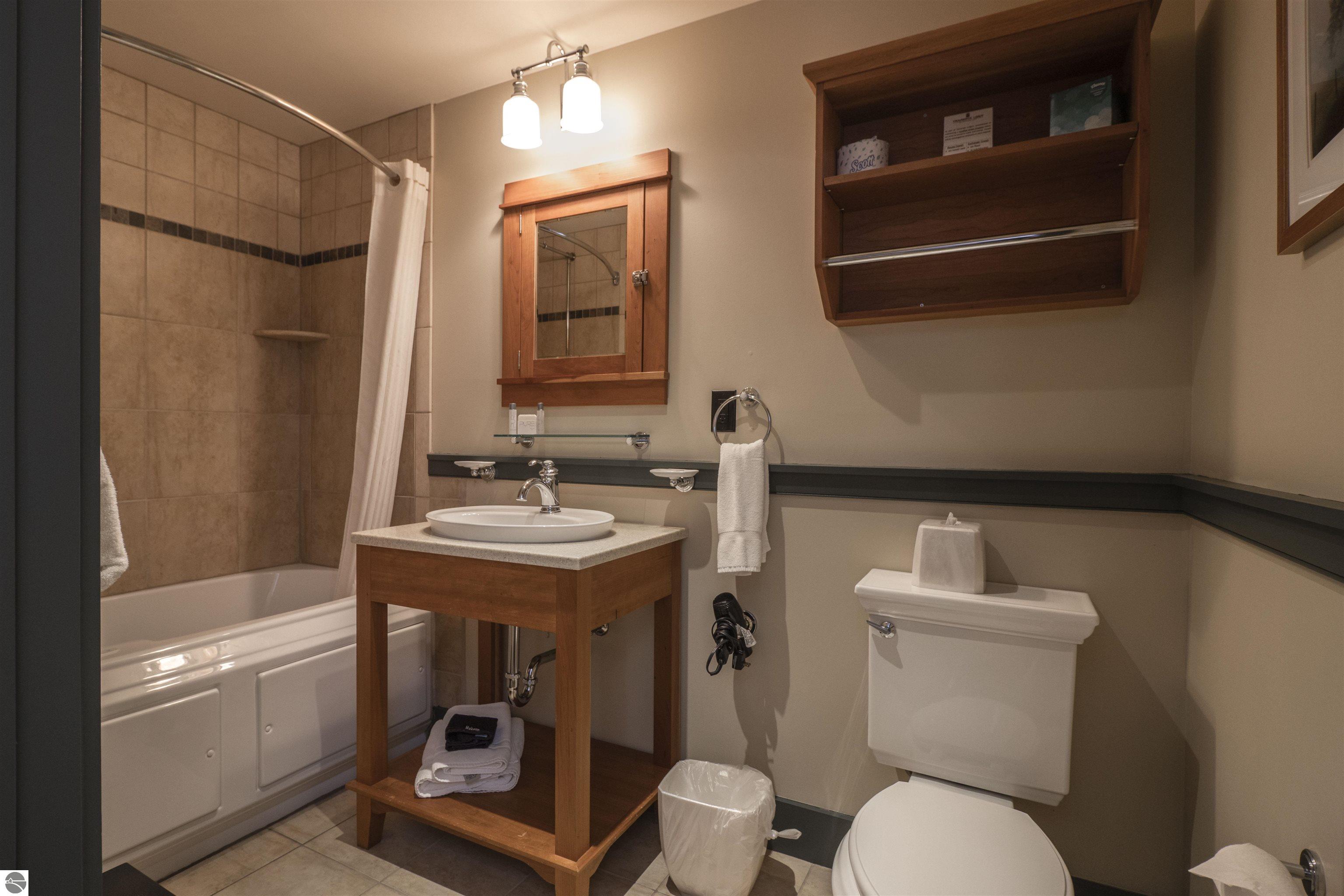 2035 N US-31 N # 205