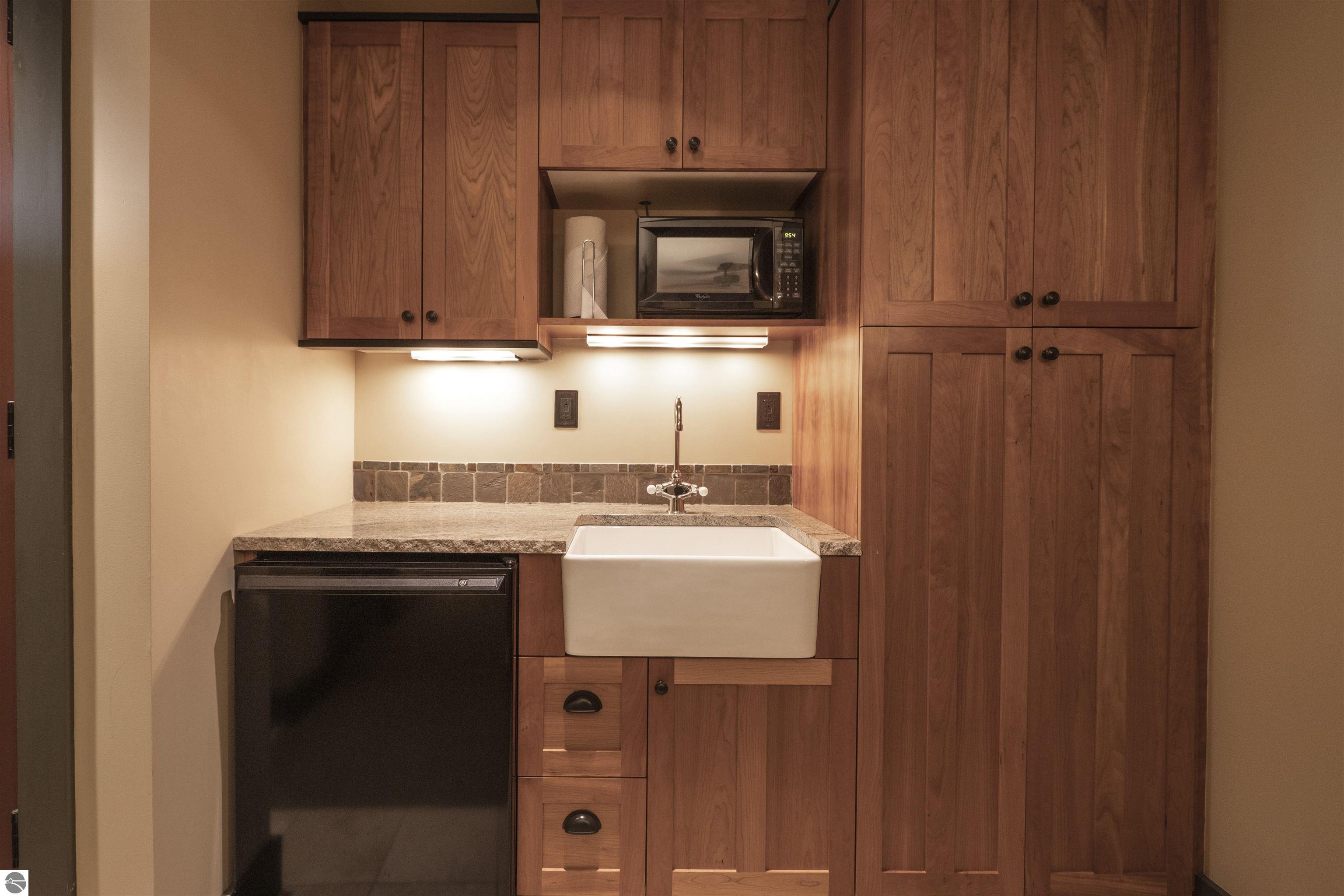 2035 N US-31 N # 205