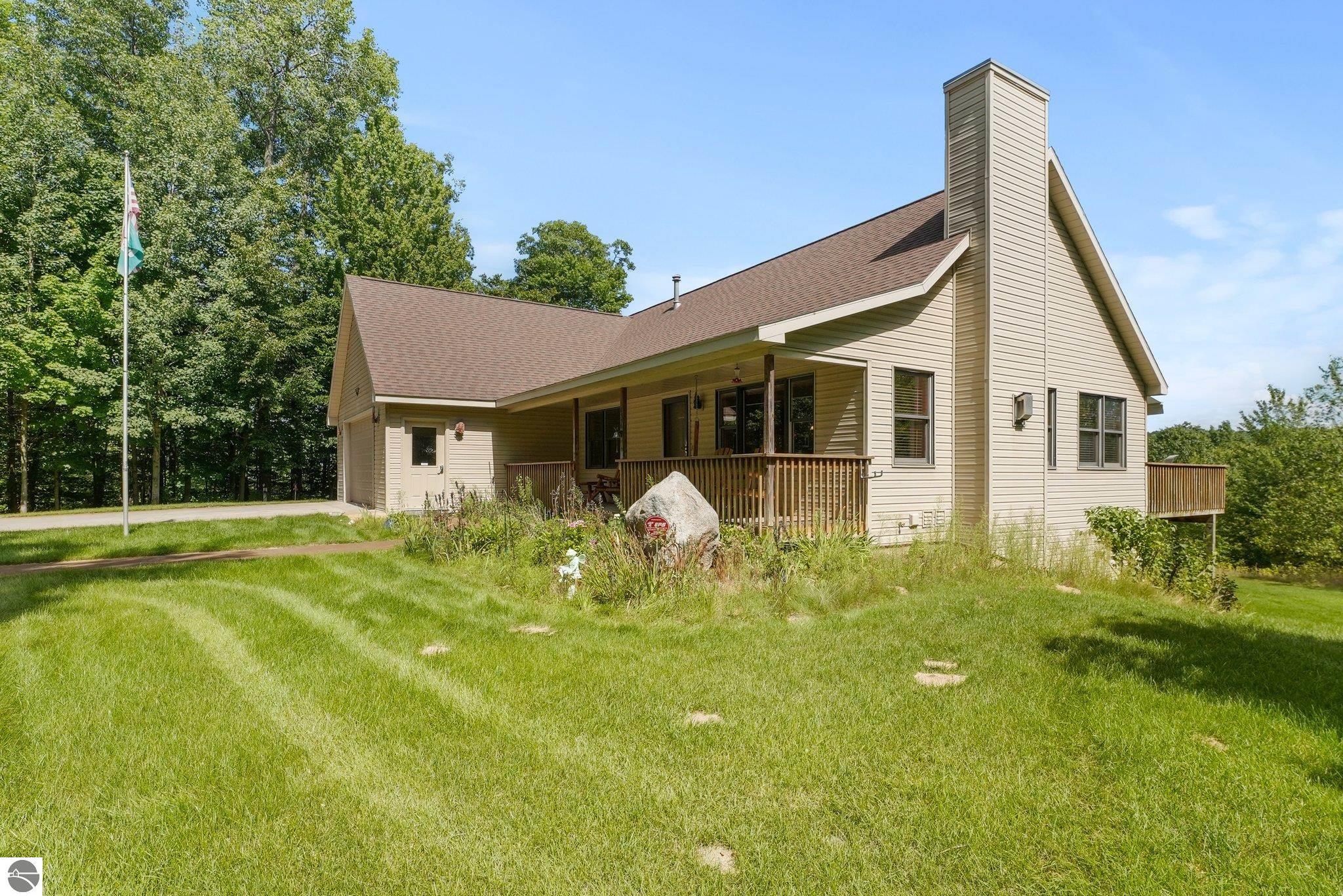 6390 Eagle Valley Drive