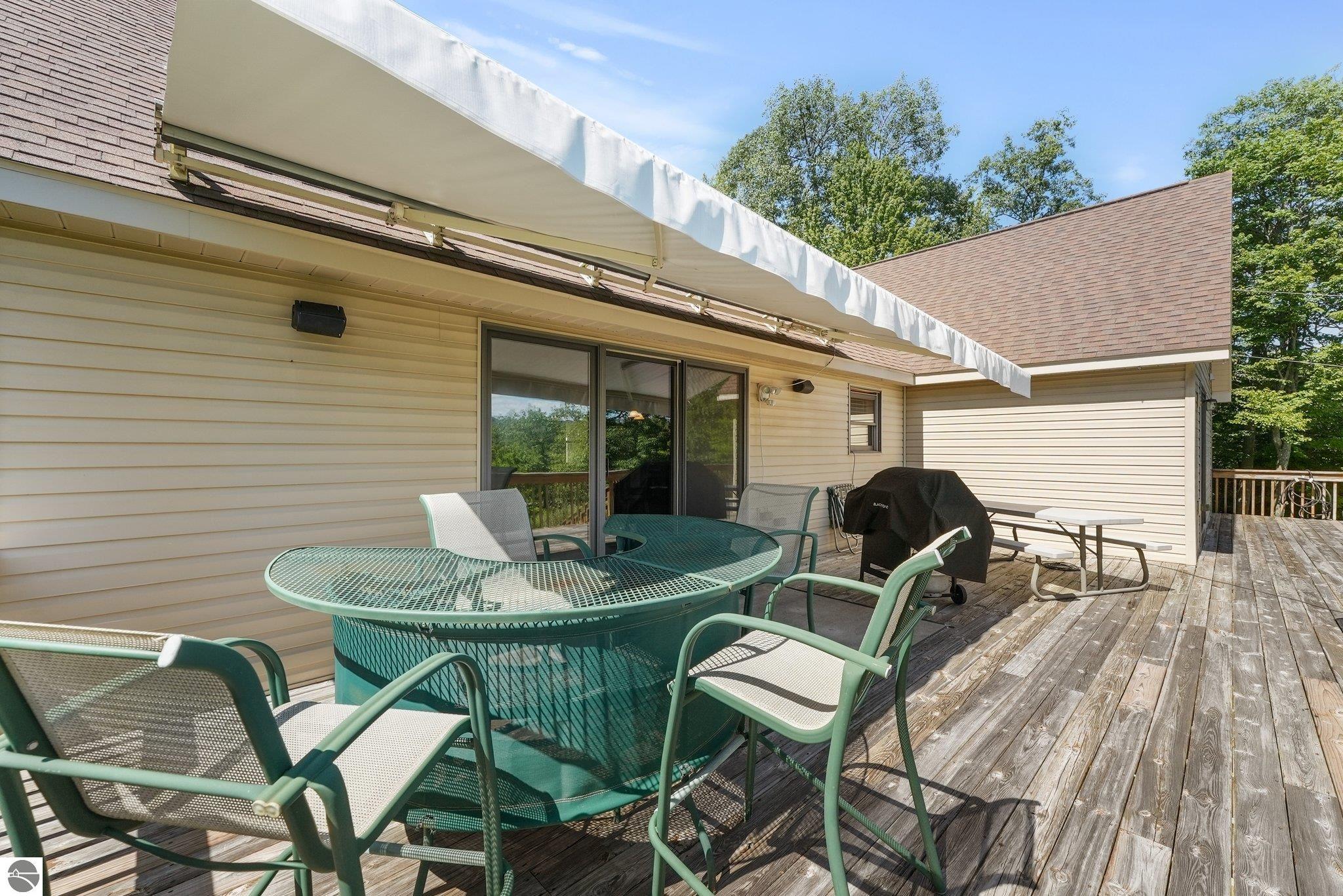 6390 Eagle Valley Drive