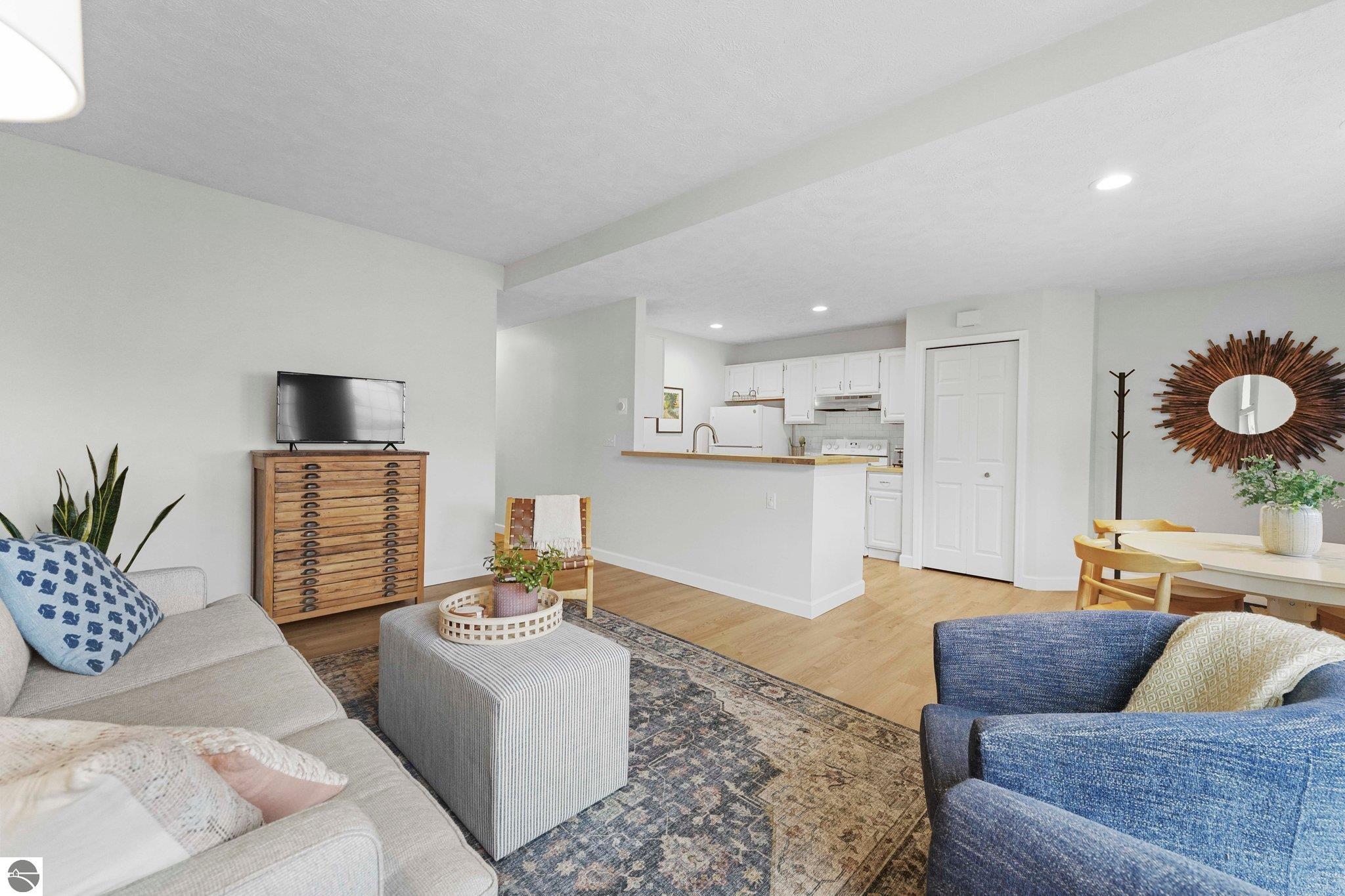 13766 S West Bay Shore Drive # 204