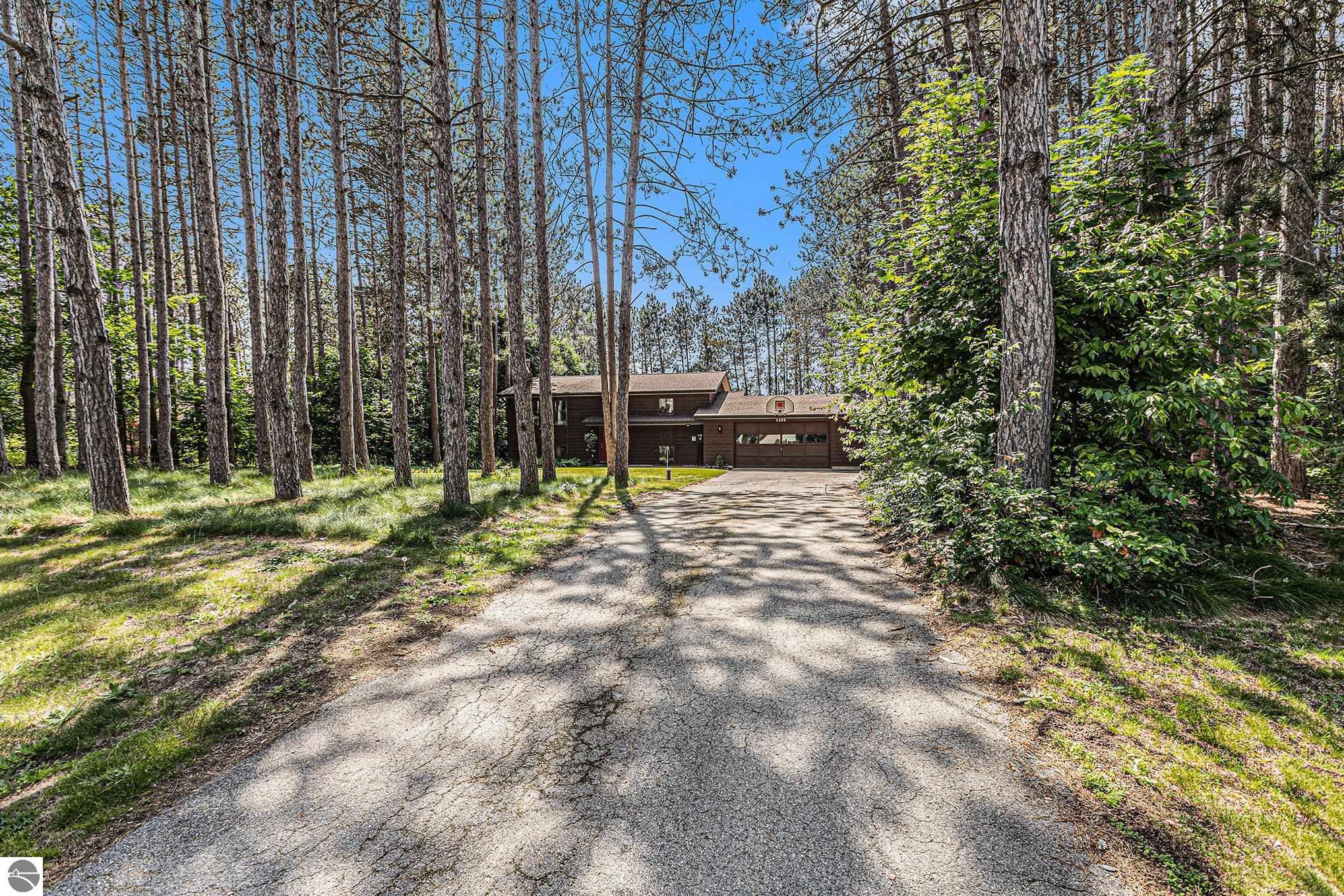 4209 Bridlewood Drive