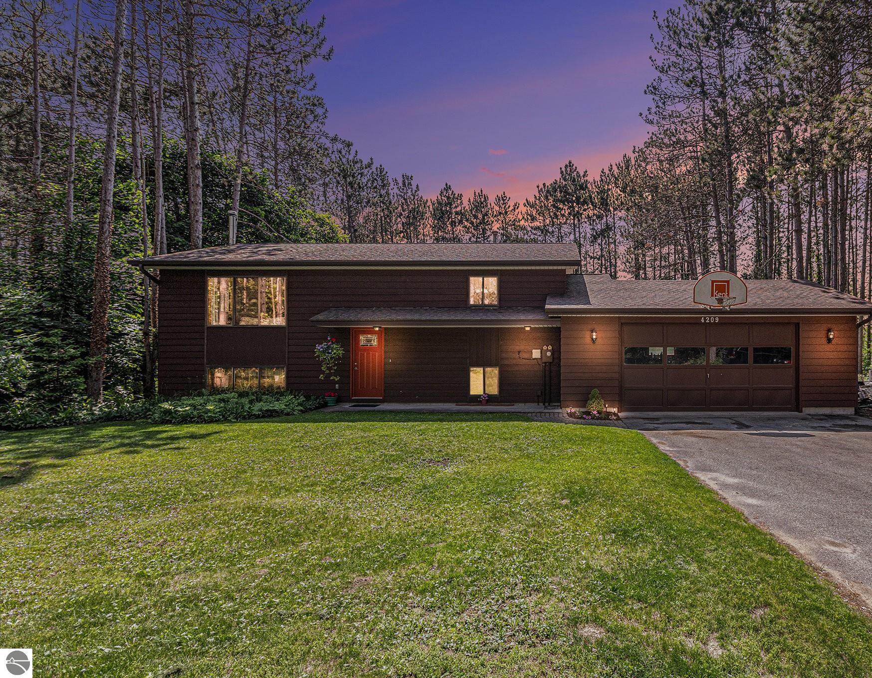 4209 Bridlewood Drive