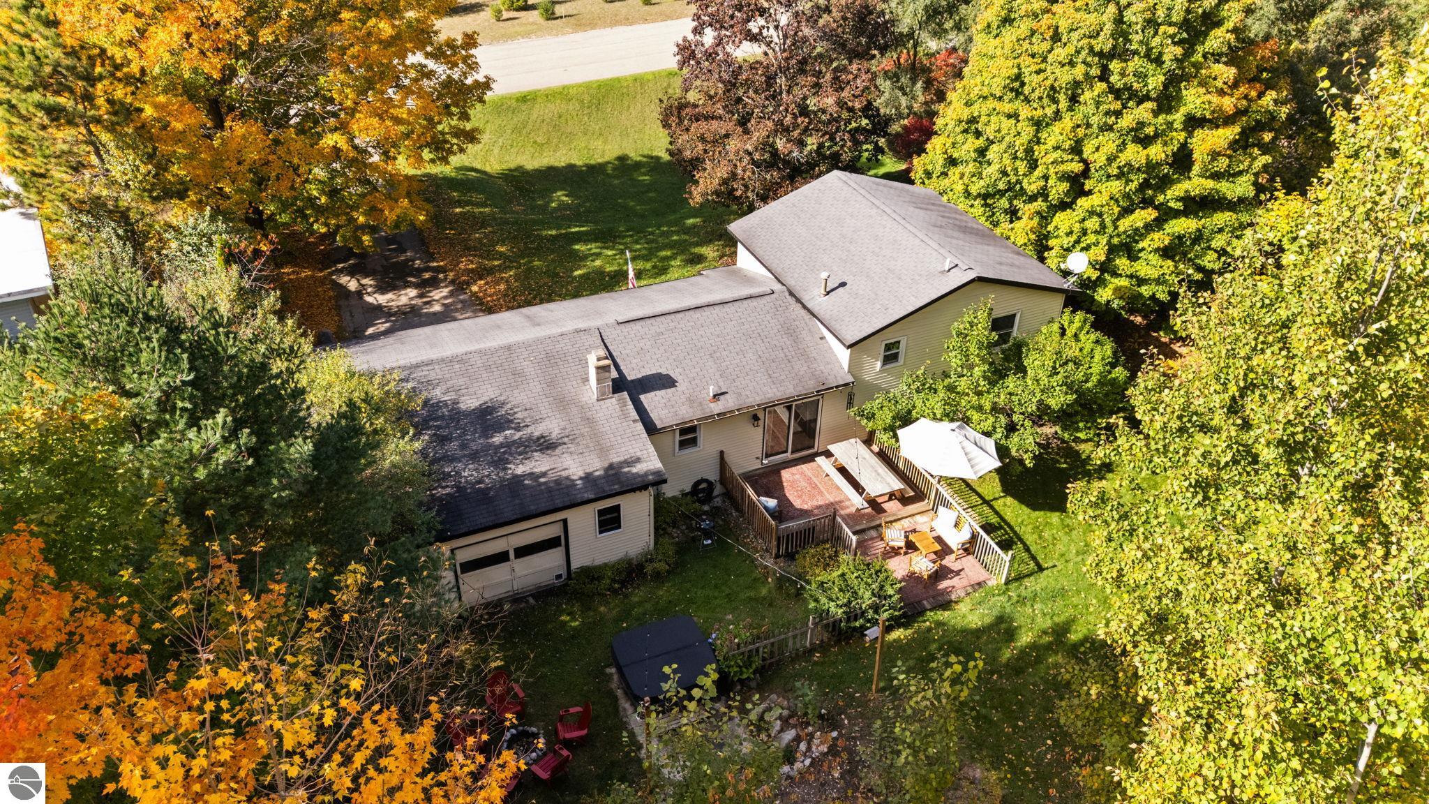 7297 Whispering Hills