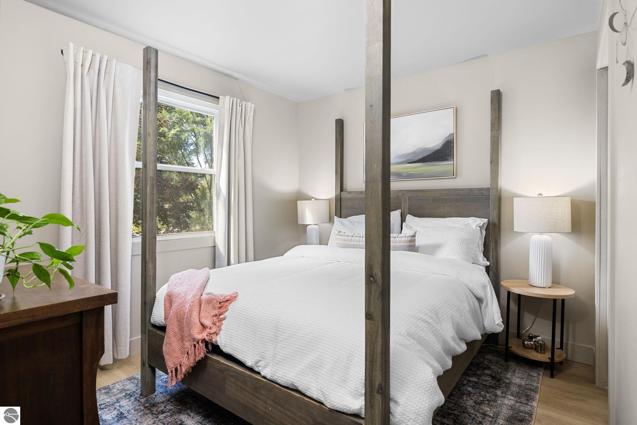 7297 Whispering Hills