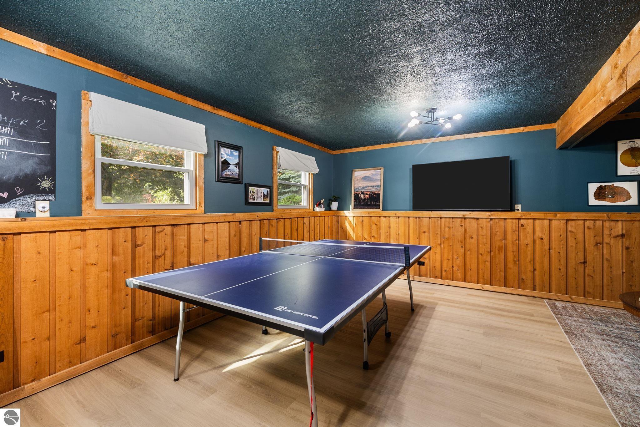 7297 Whispering Hills