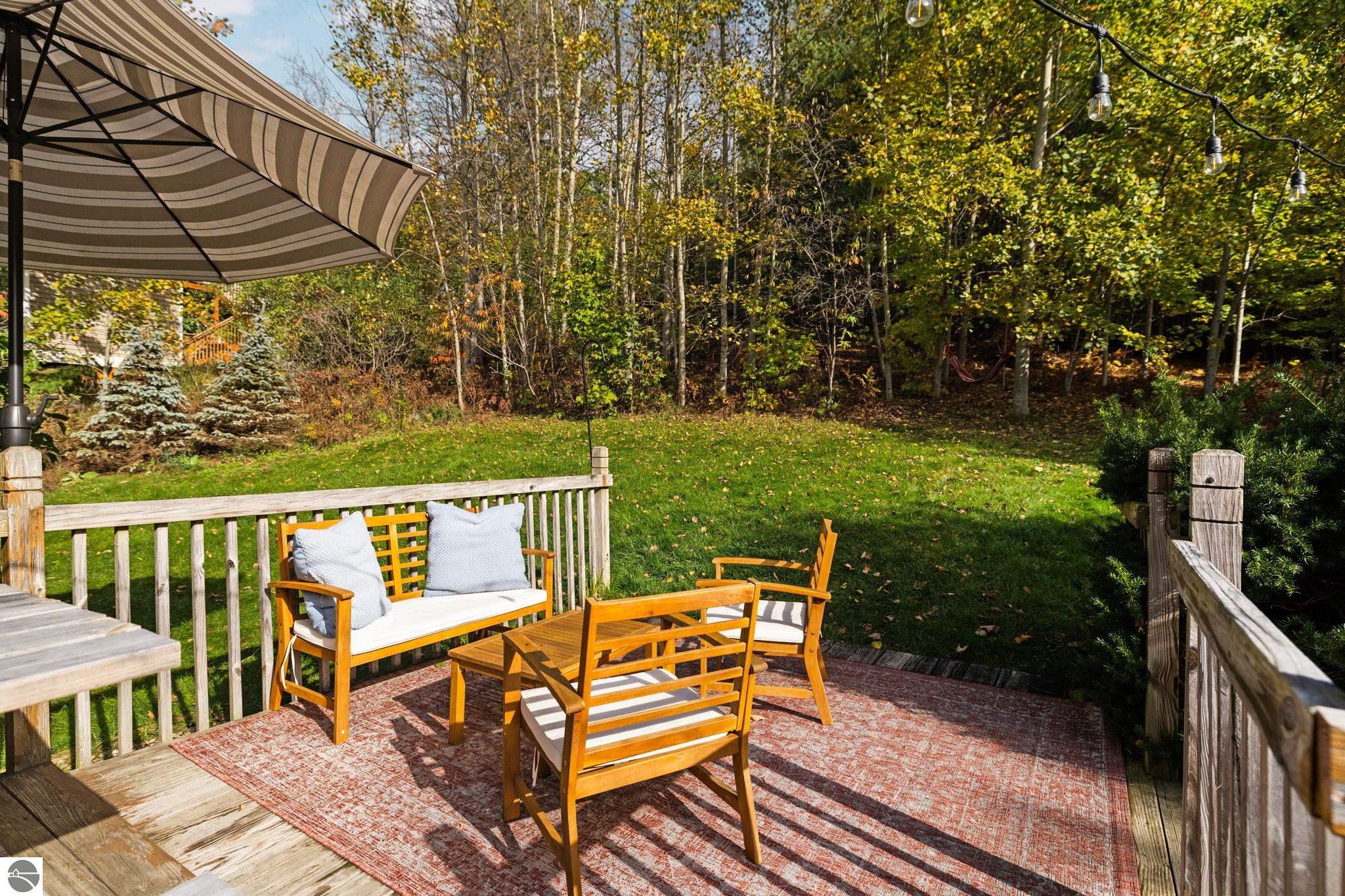 7297 Whispering Hills