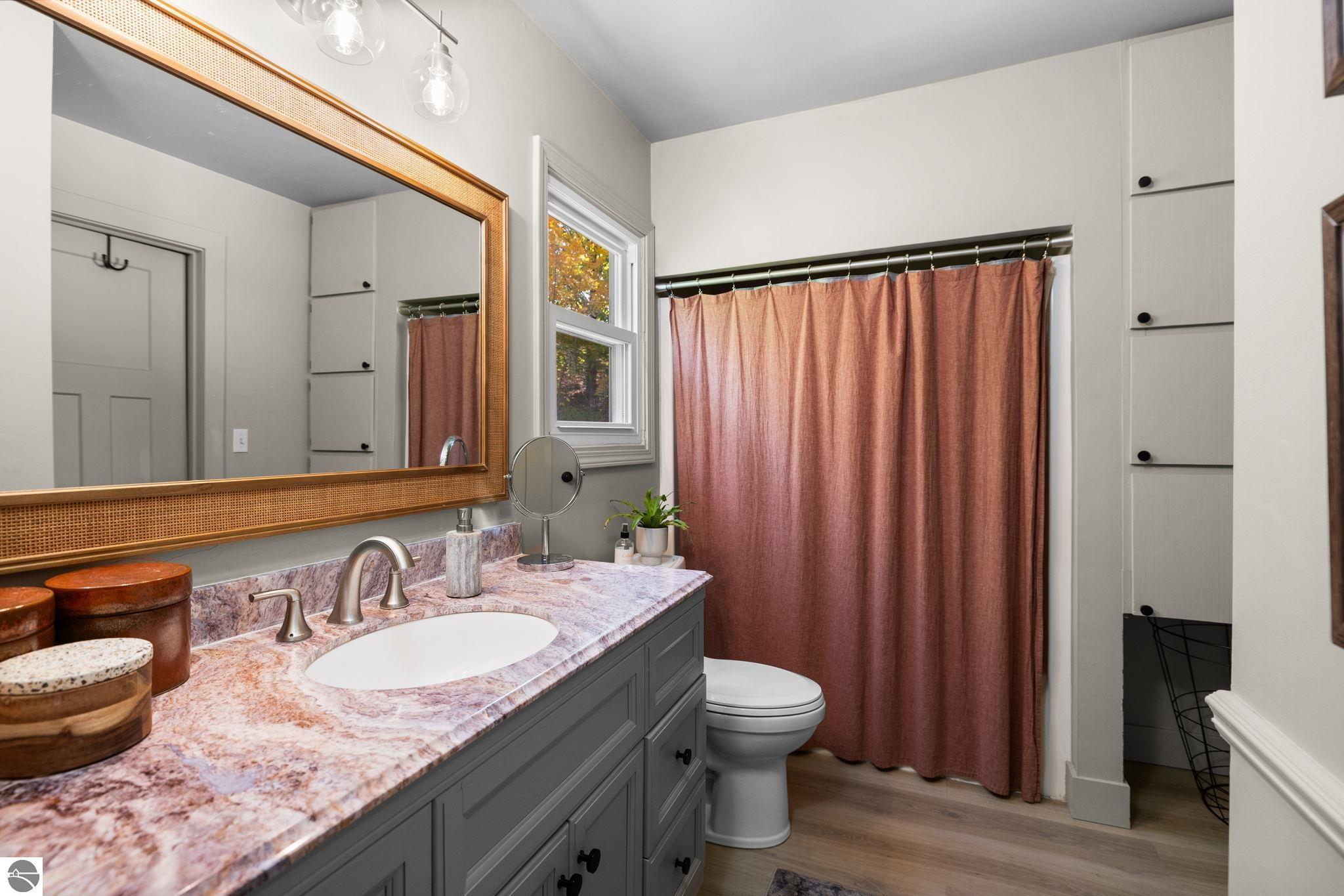 7297 Whispering Hills