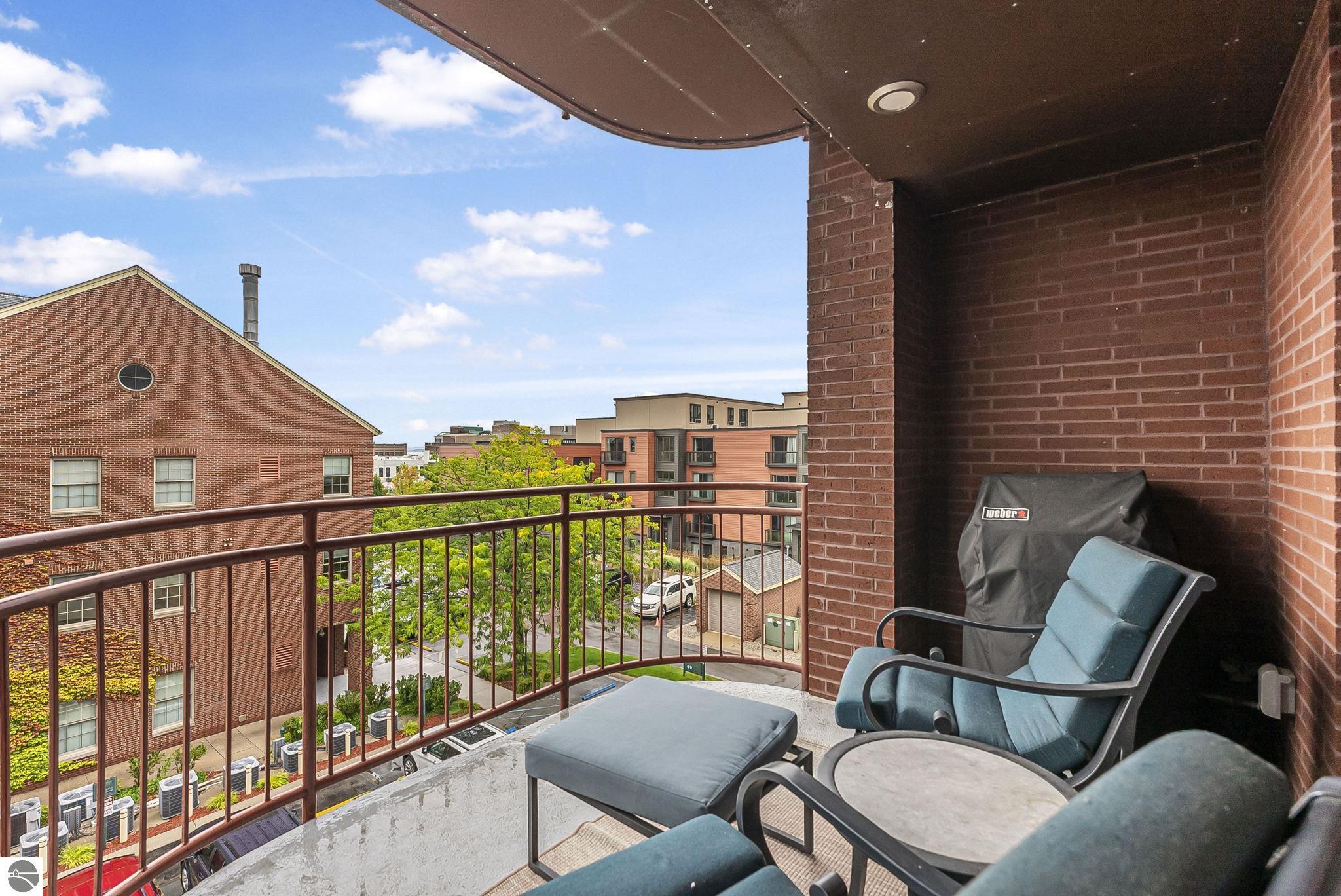 215 Washington Street # 3F