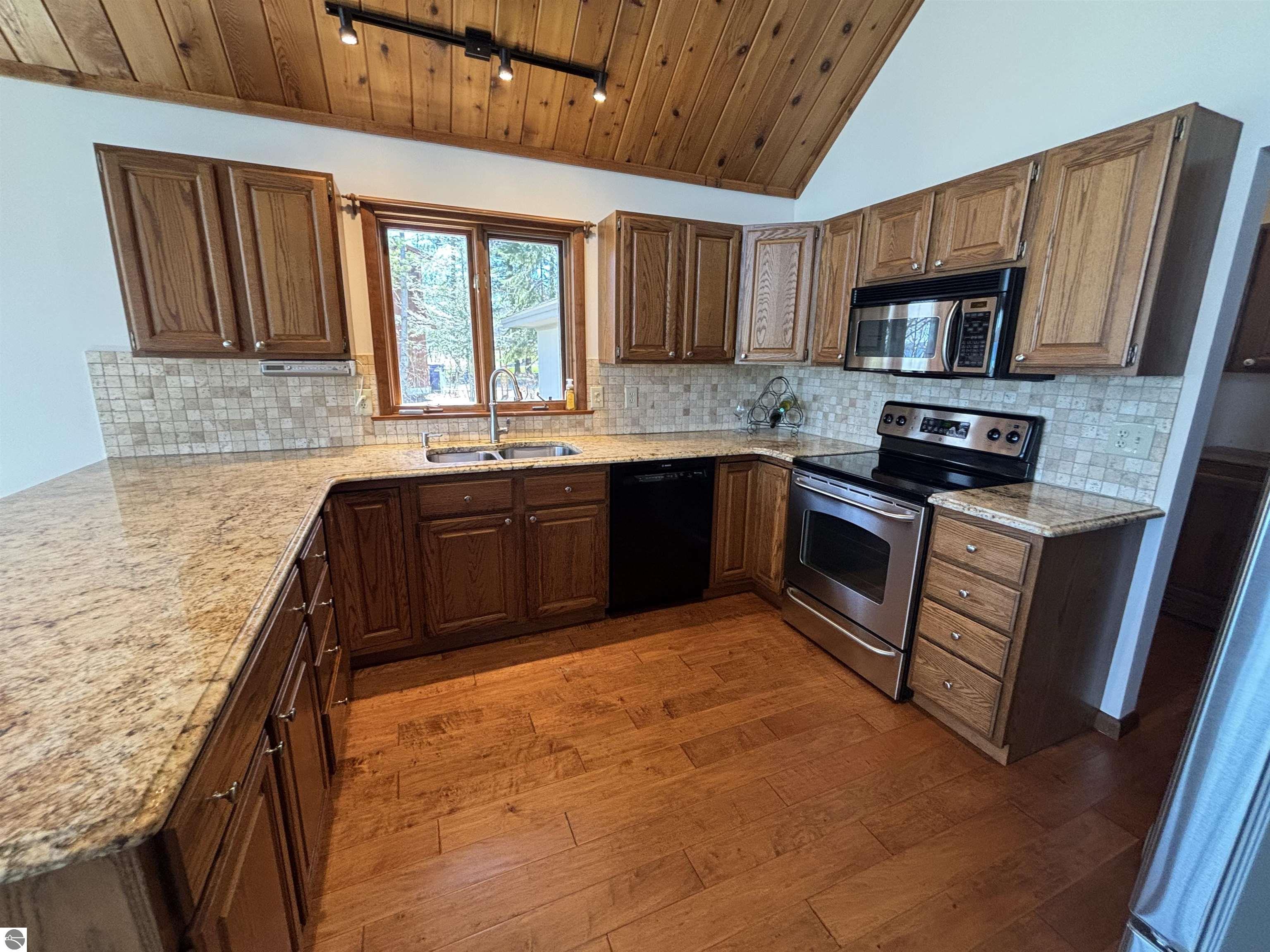 2447 N West Torch Lake Drive