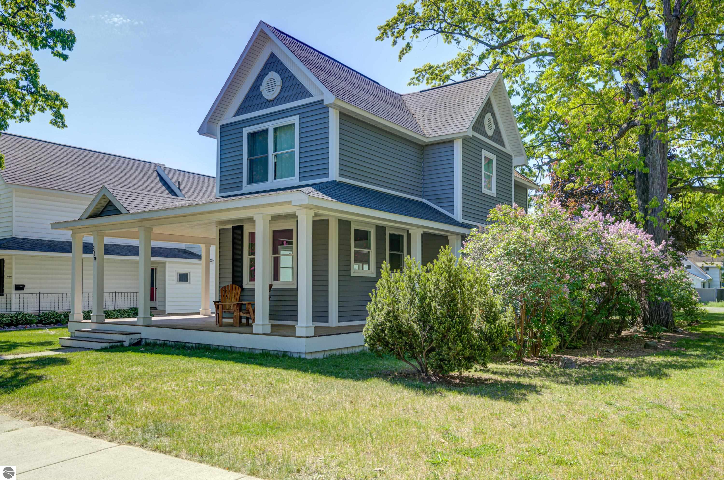 319 W Eighth Street