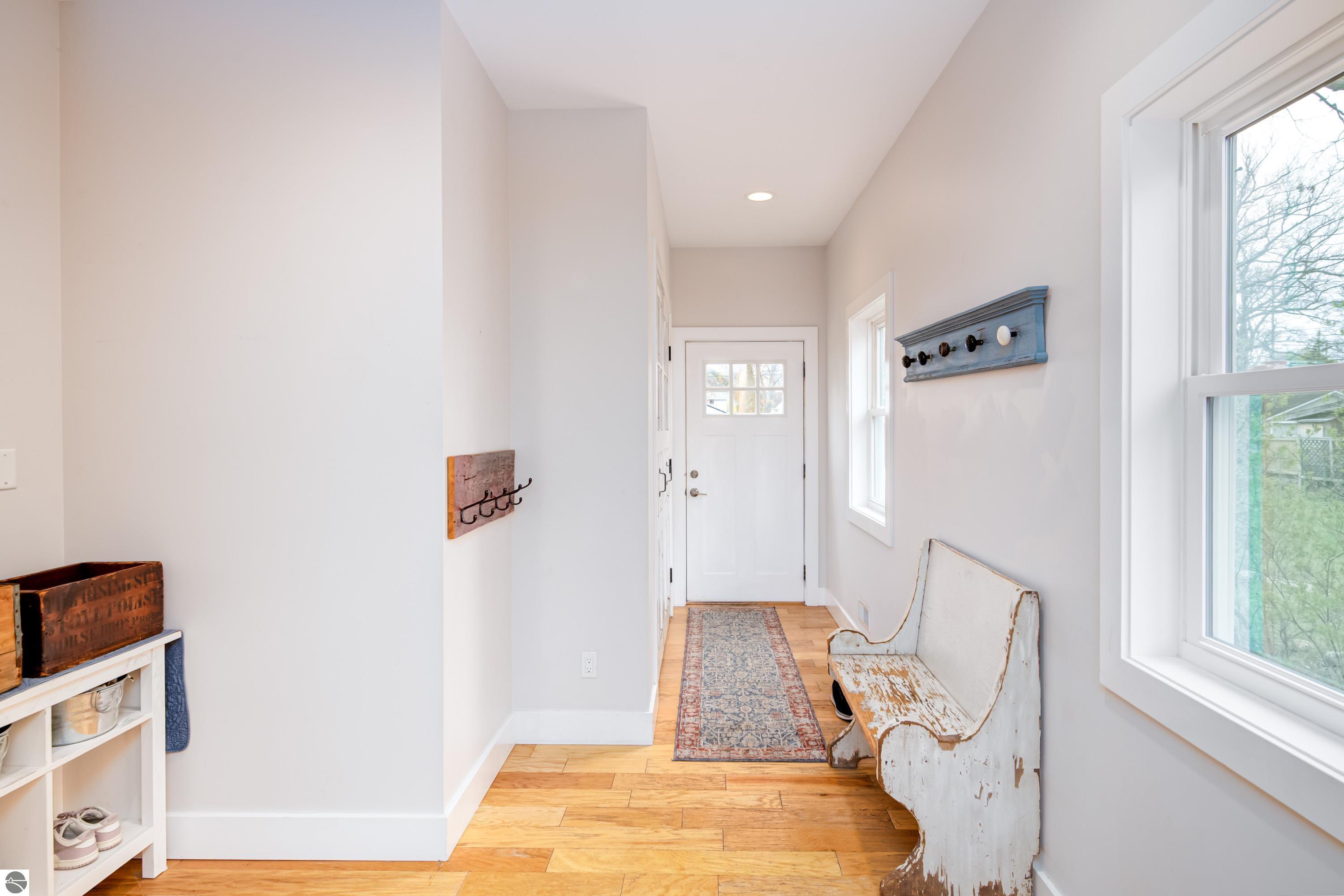 319 W Eighth Street