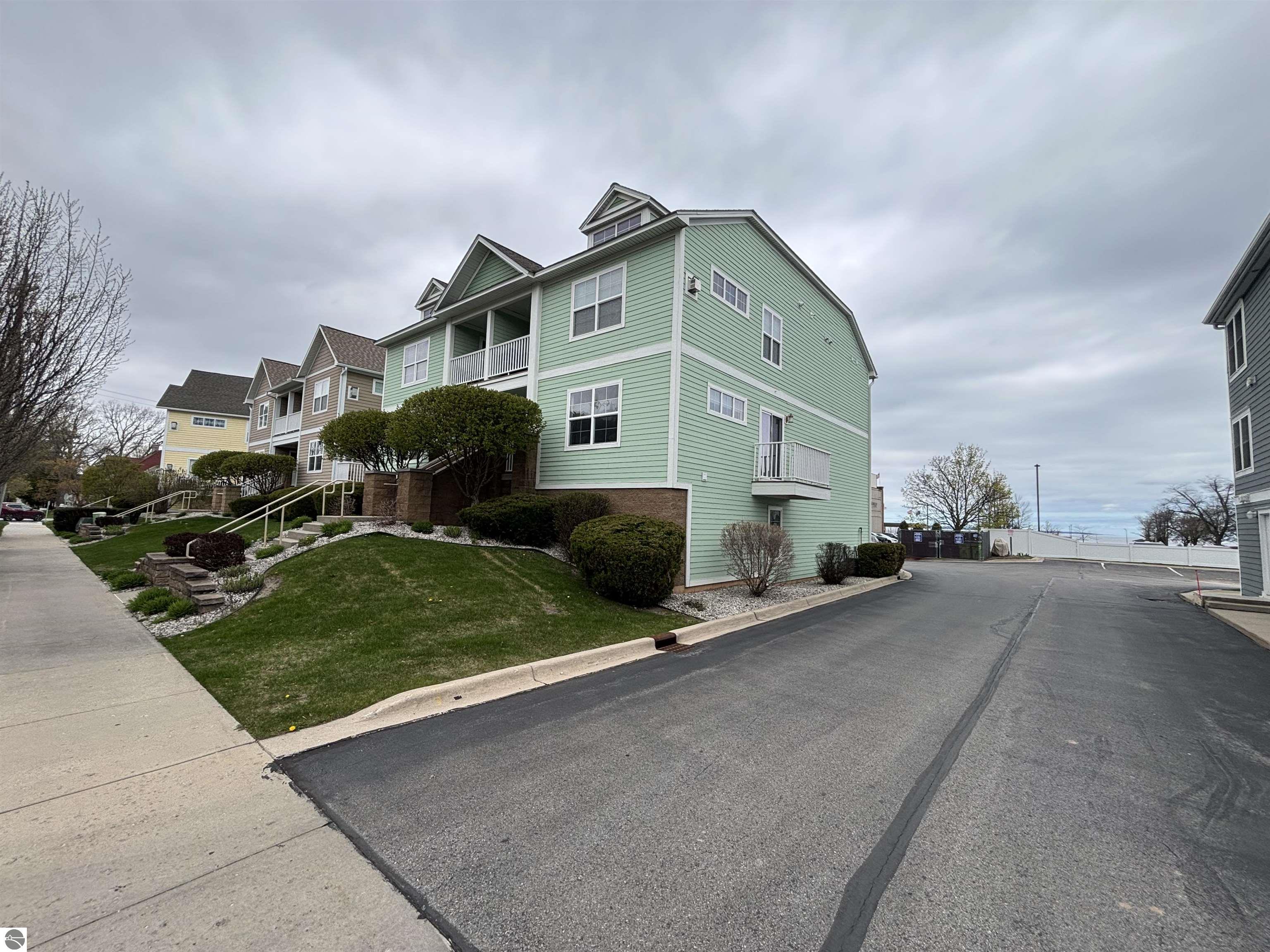 707 E State Street # D