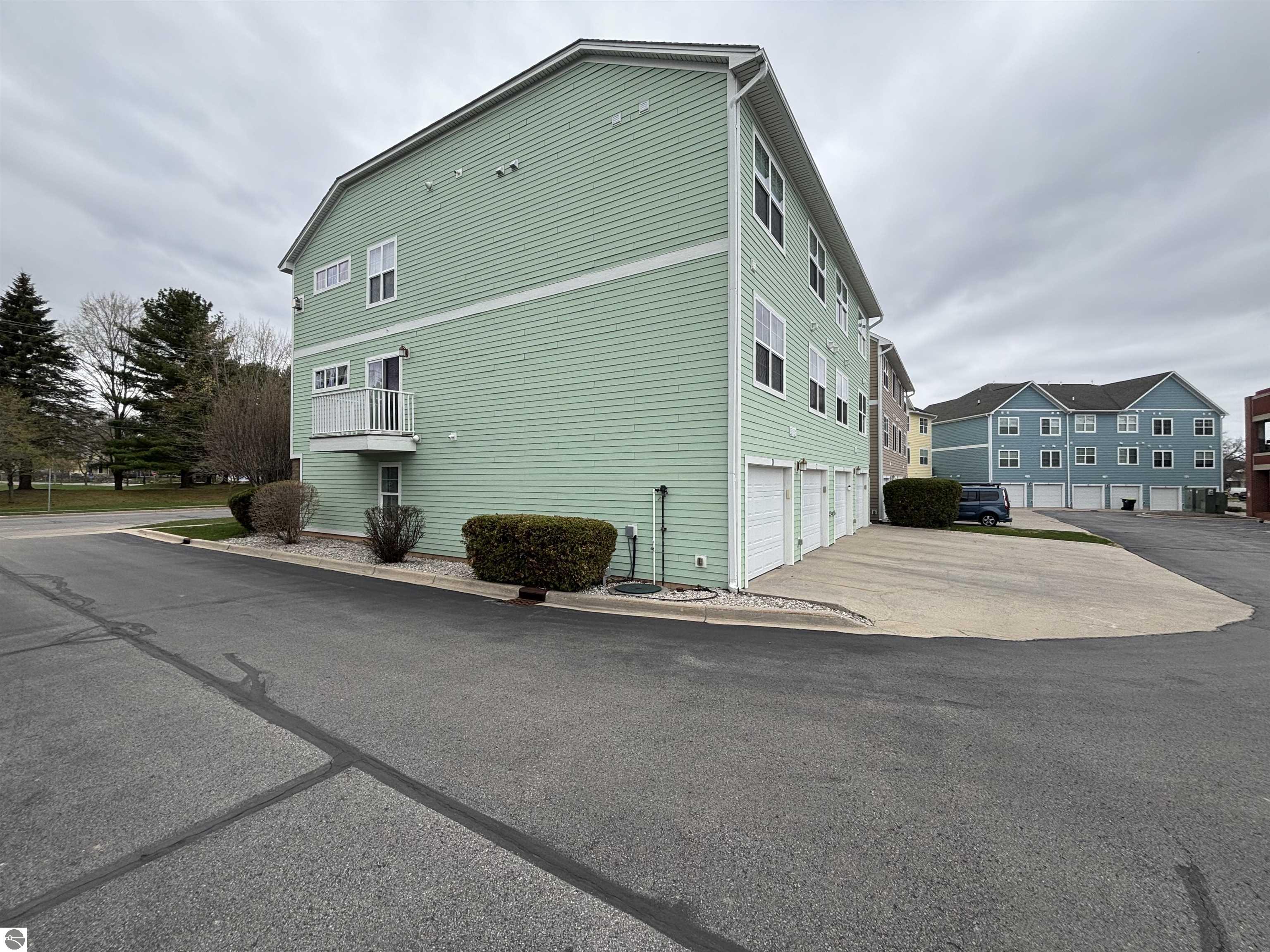 707 E State Street # D