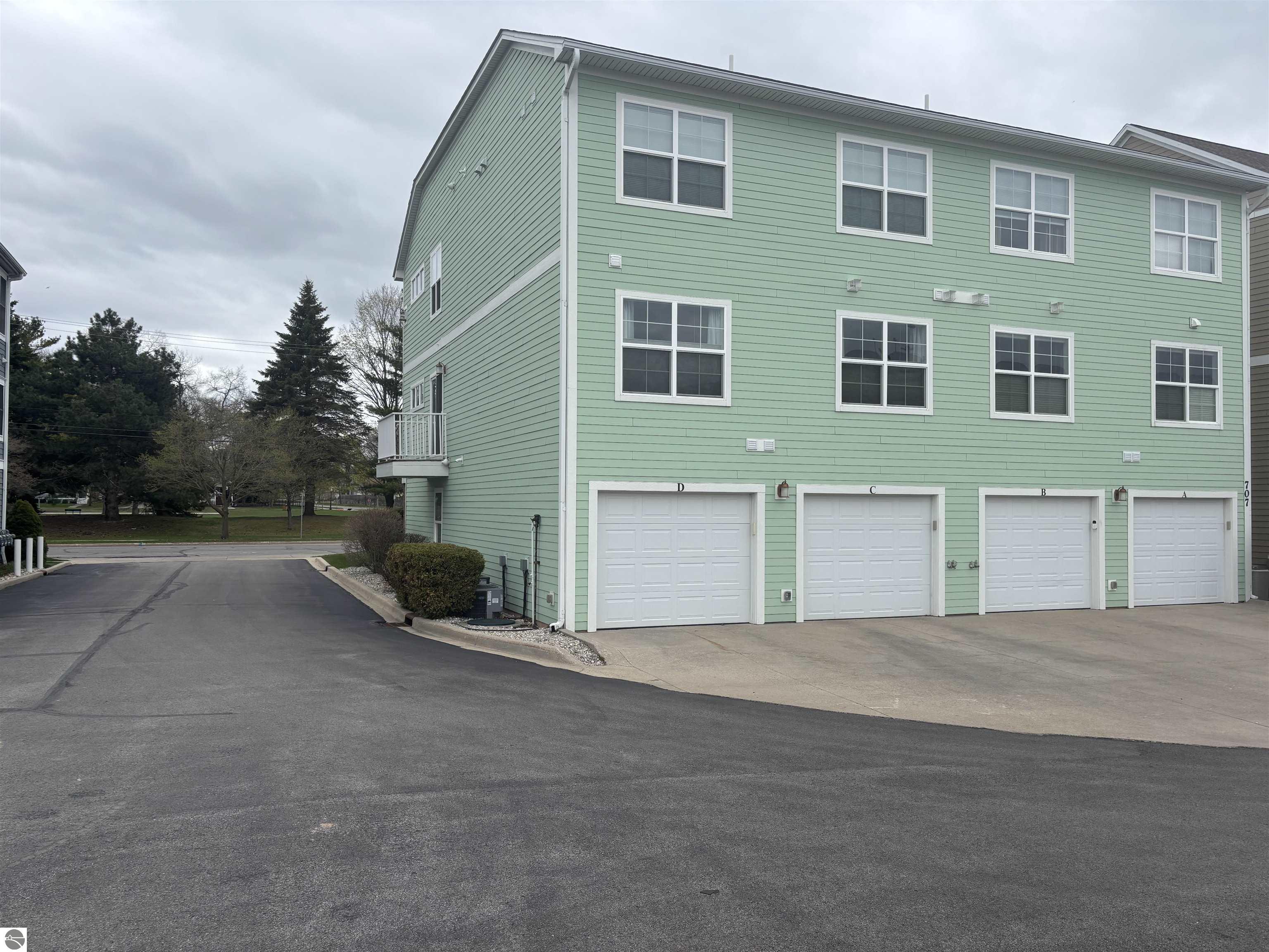 707 E State Street # D