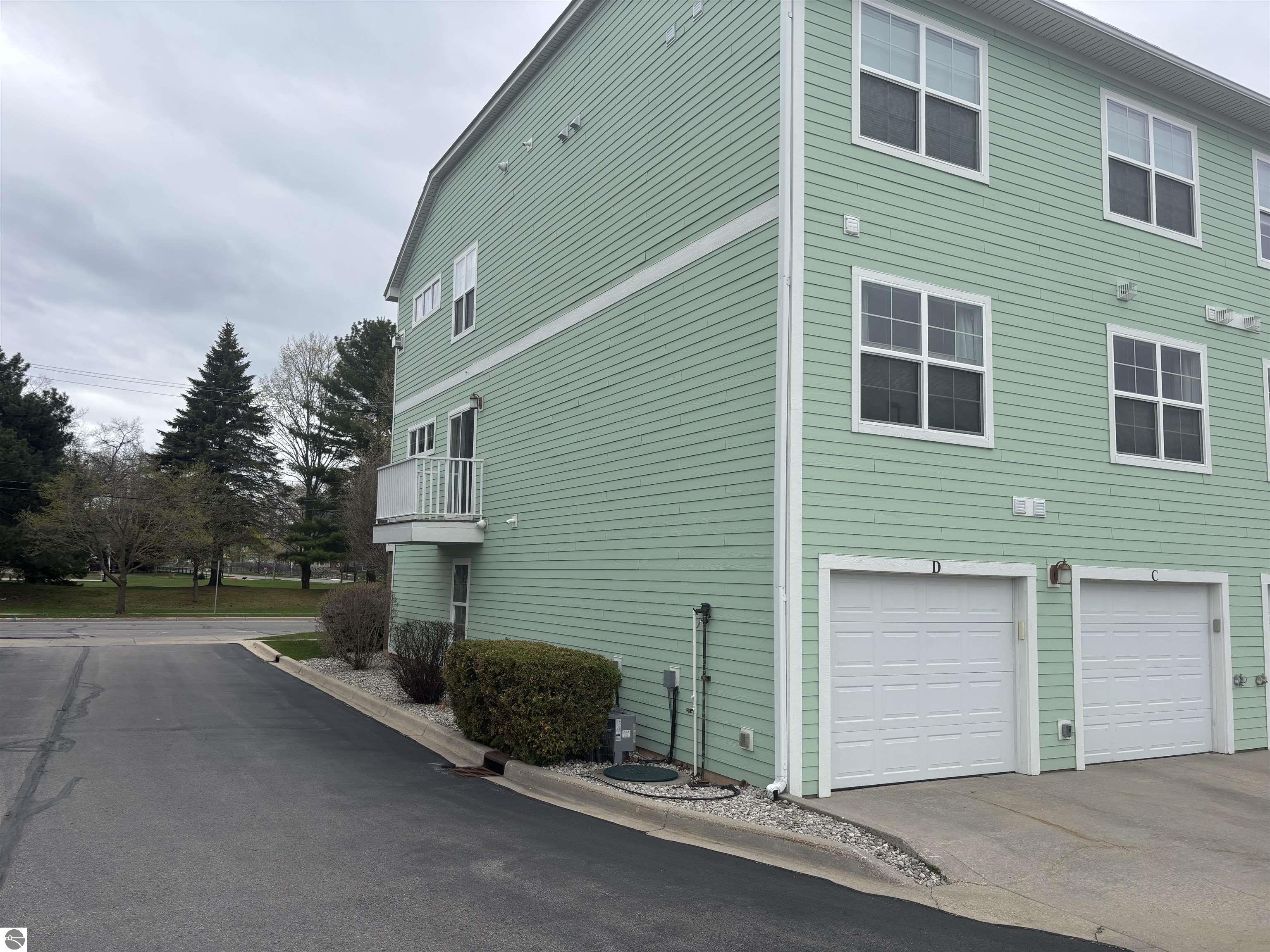 707 E State Street # D