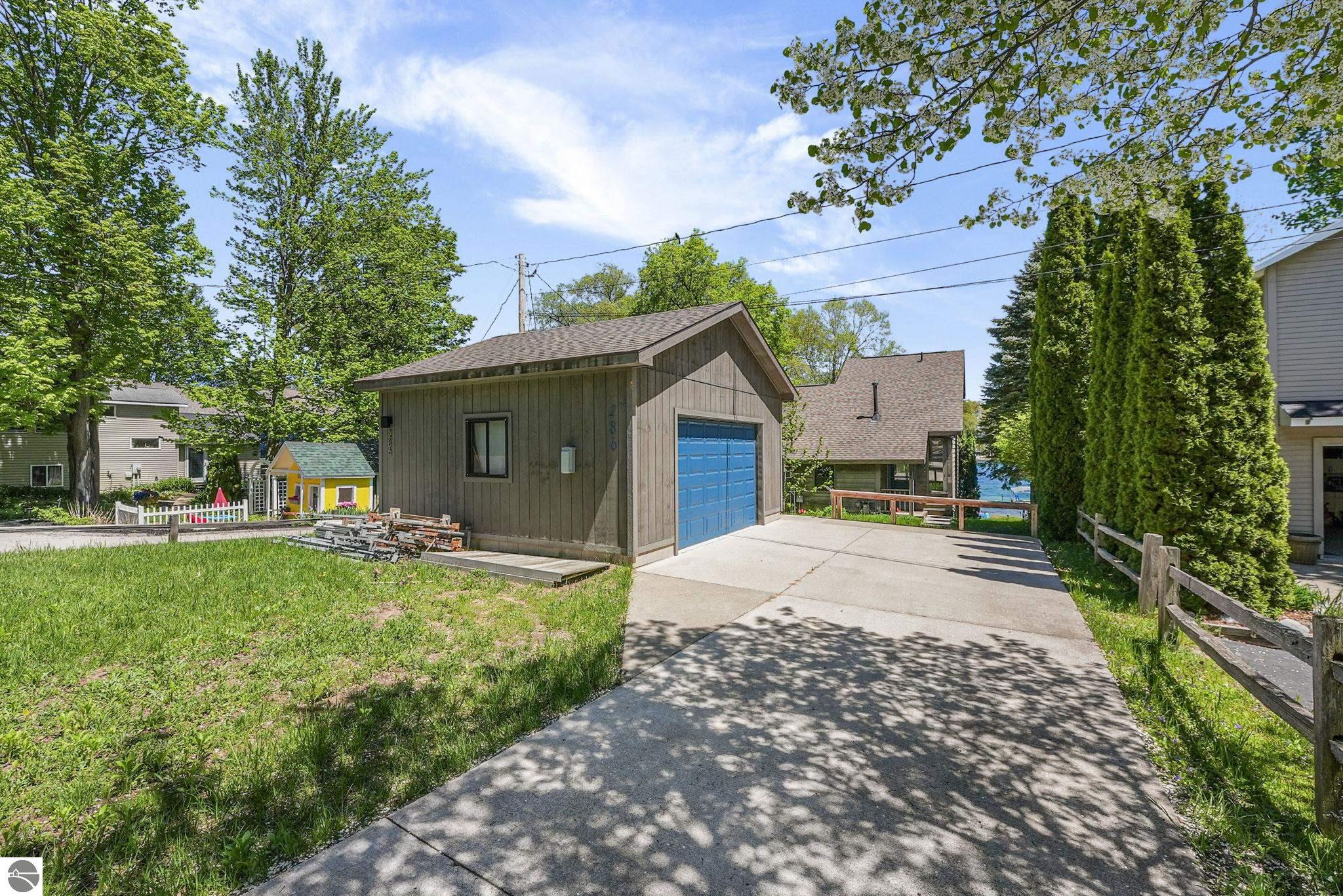 286 Neuman Street