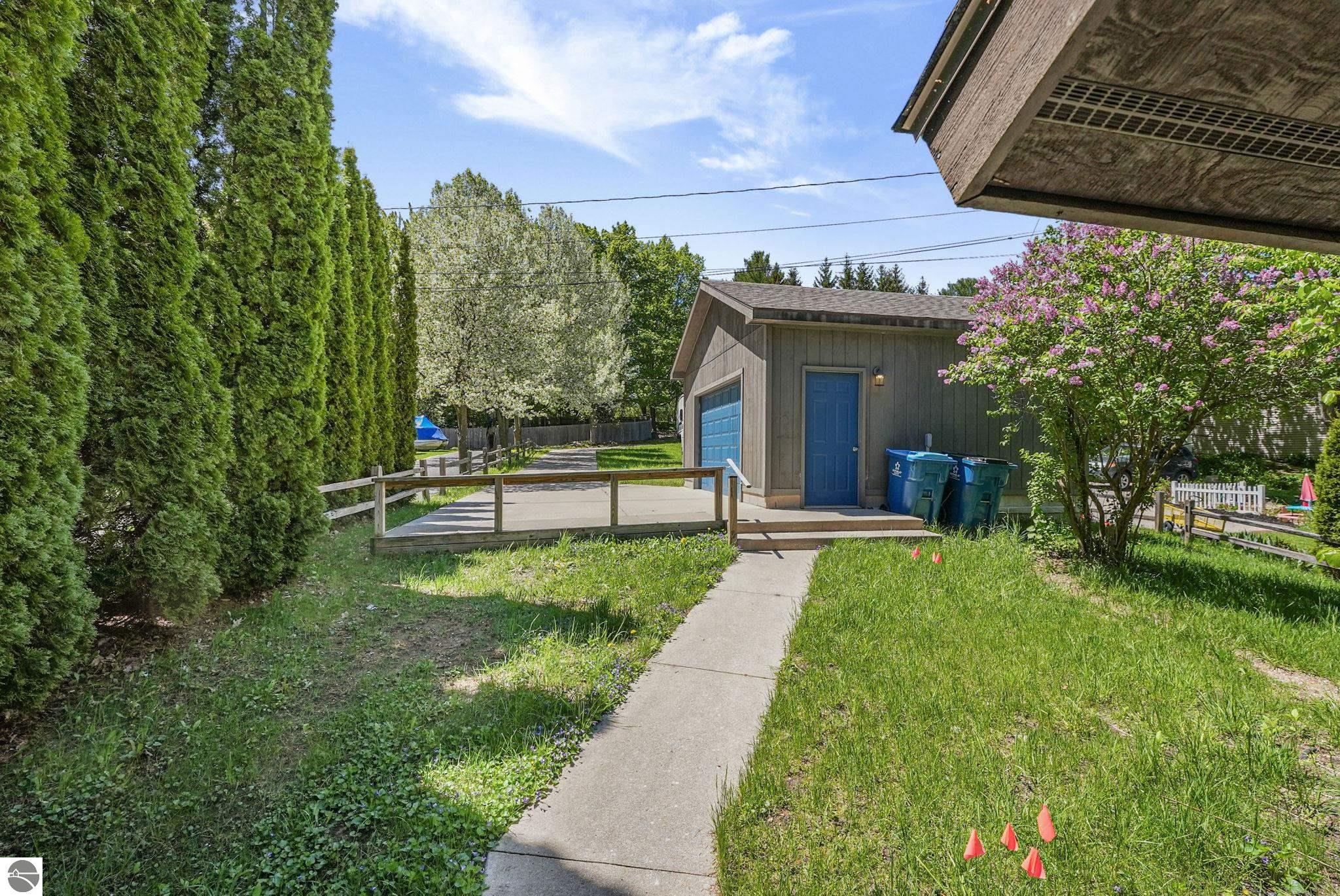 286 Neuman Street