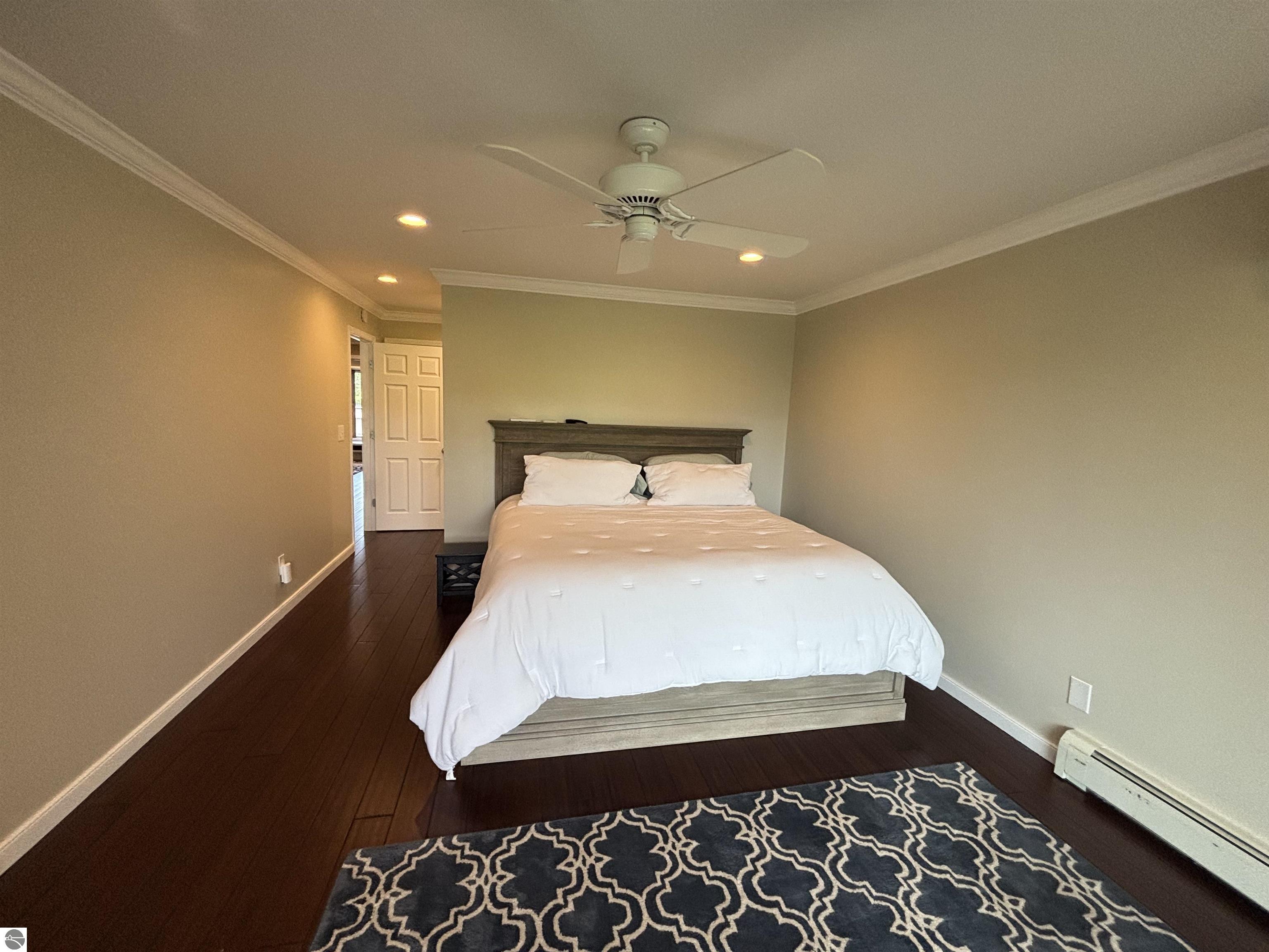 240 Washington Street # 10