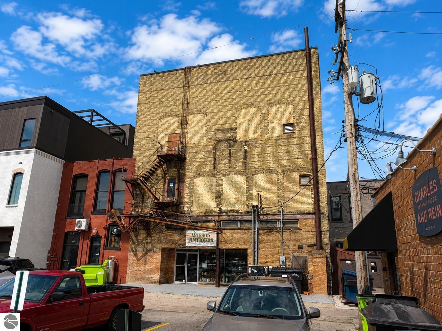 123 S Union Street