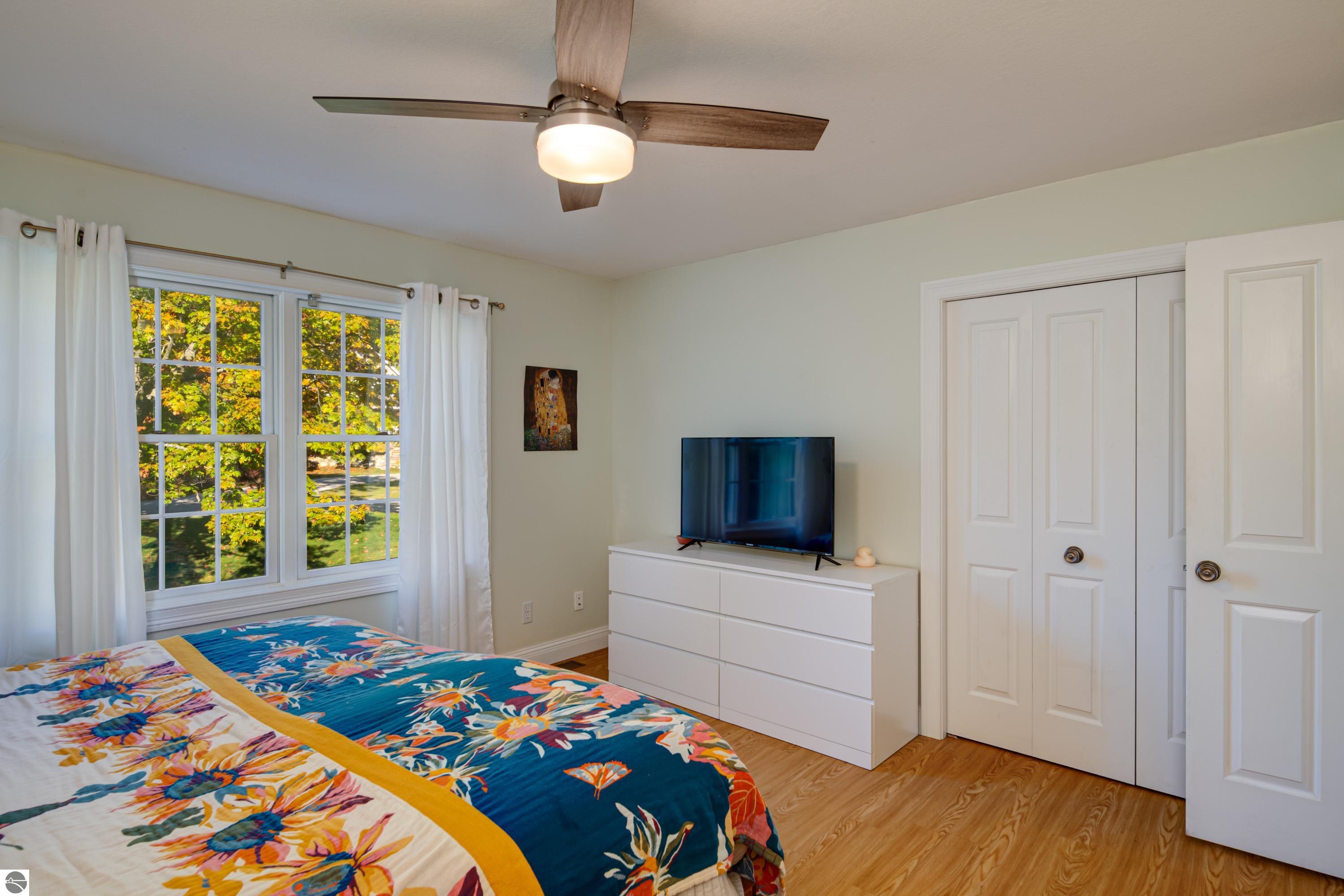 6436 Peregrin Court