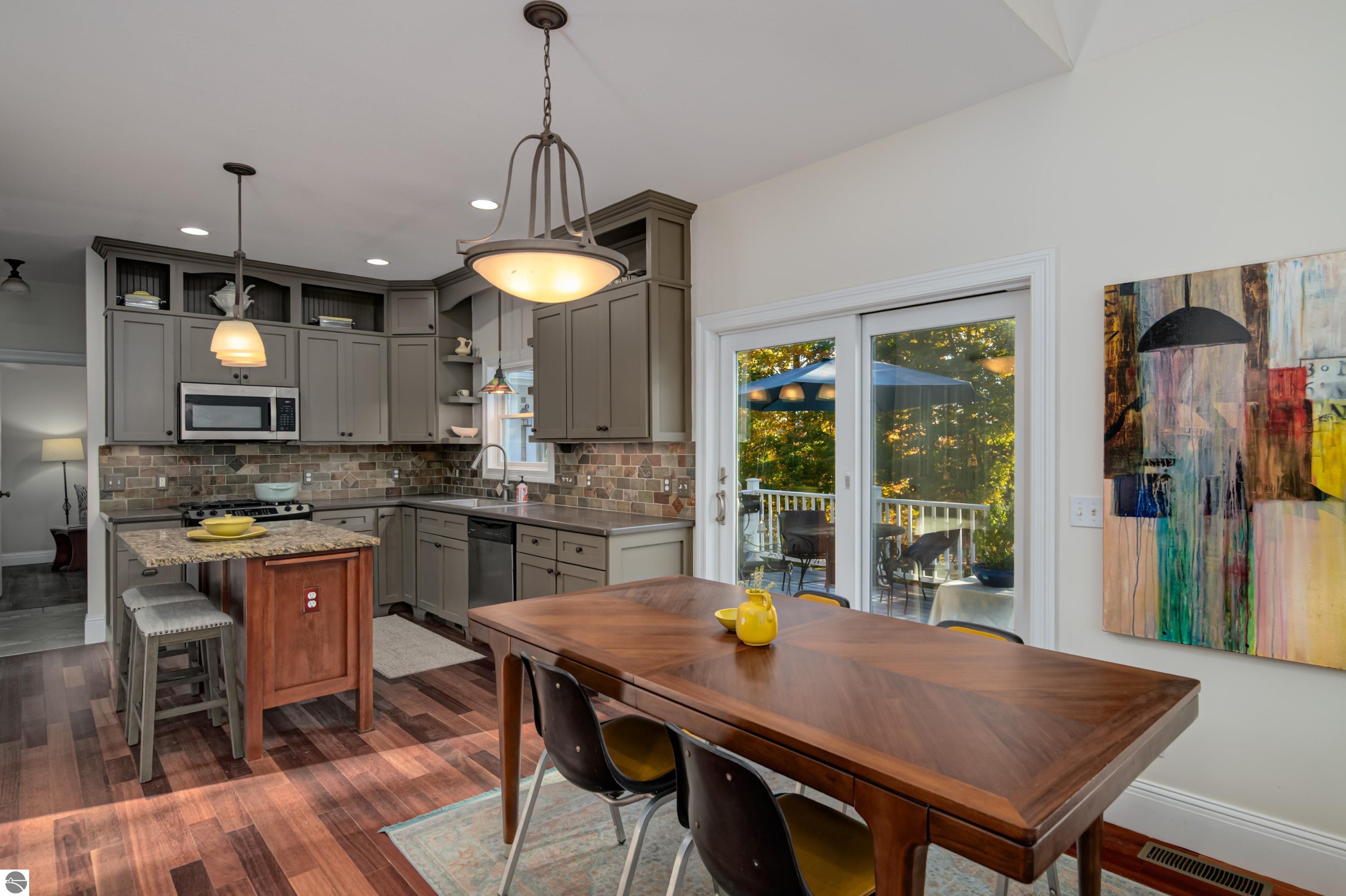 6436 Peregrin Court
