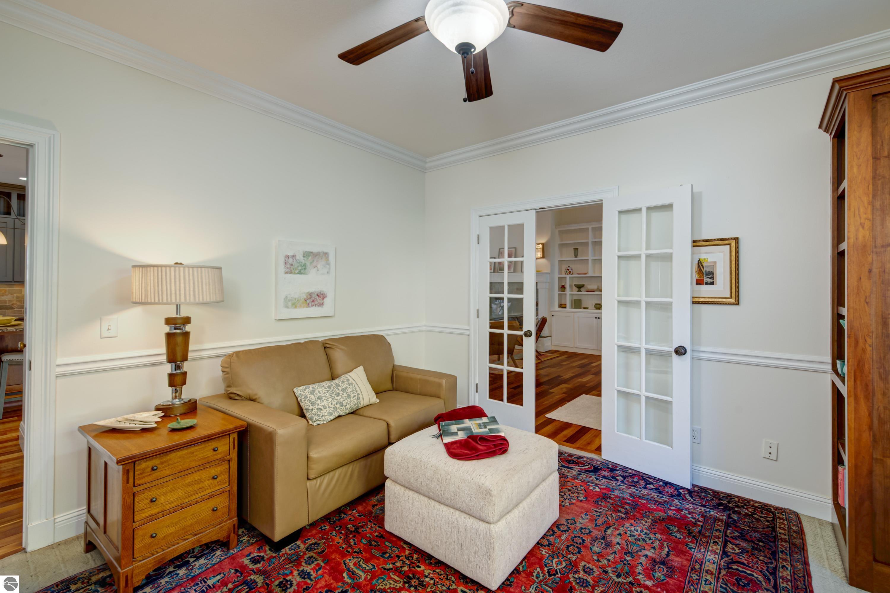 6436 Peregrin Court
