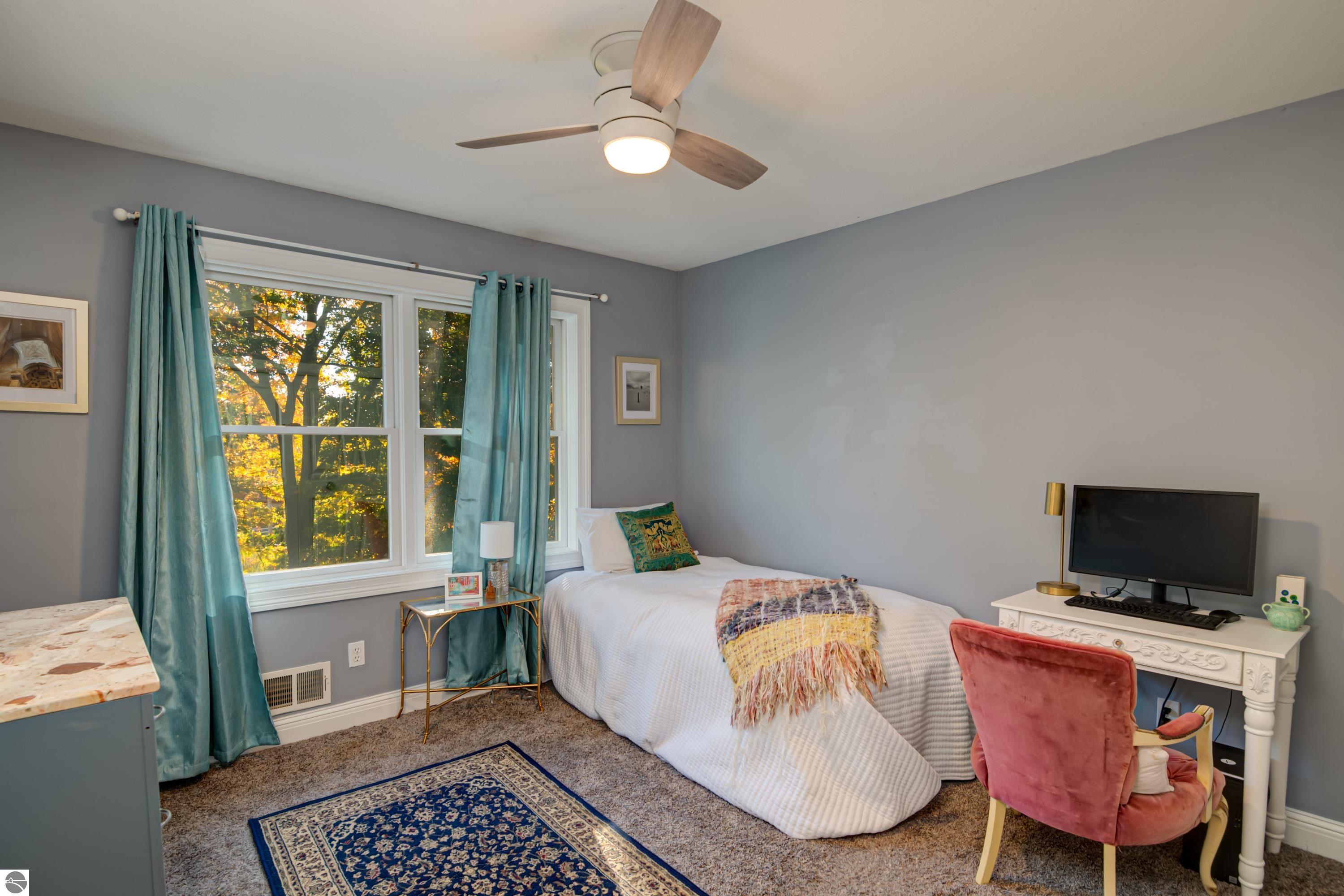 6436 Peregrin Court