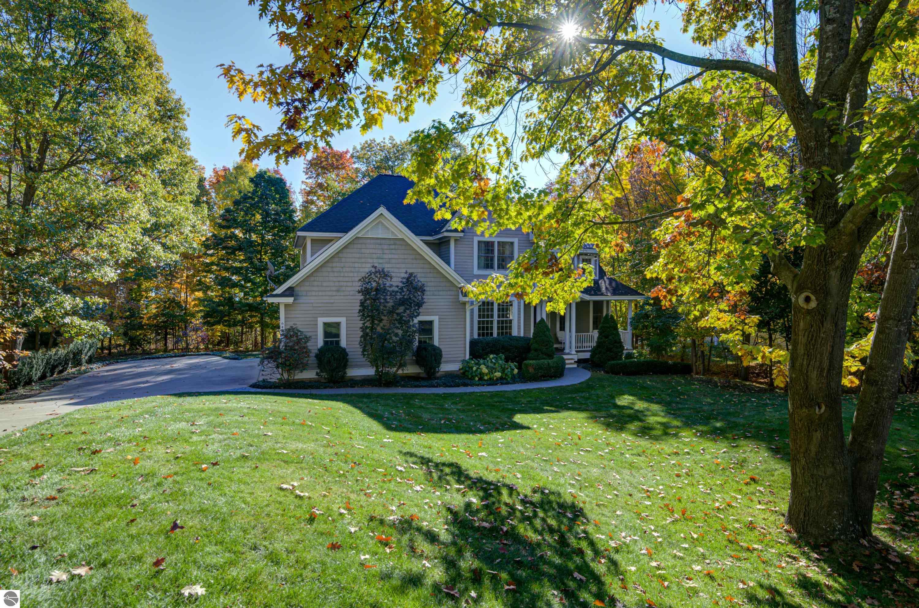 6436 Peregrin Court