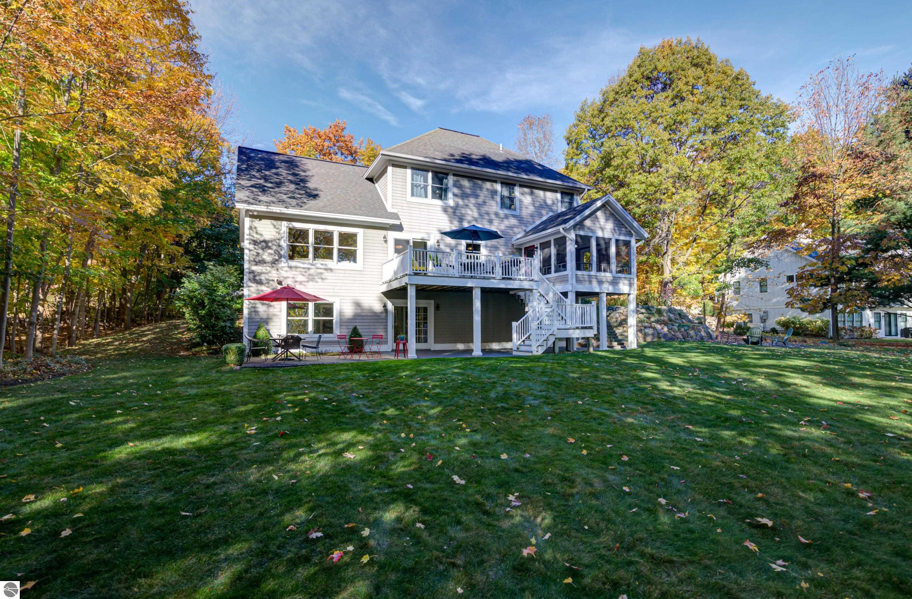6436 Peregrin Court